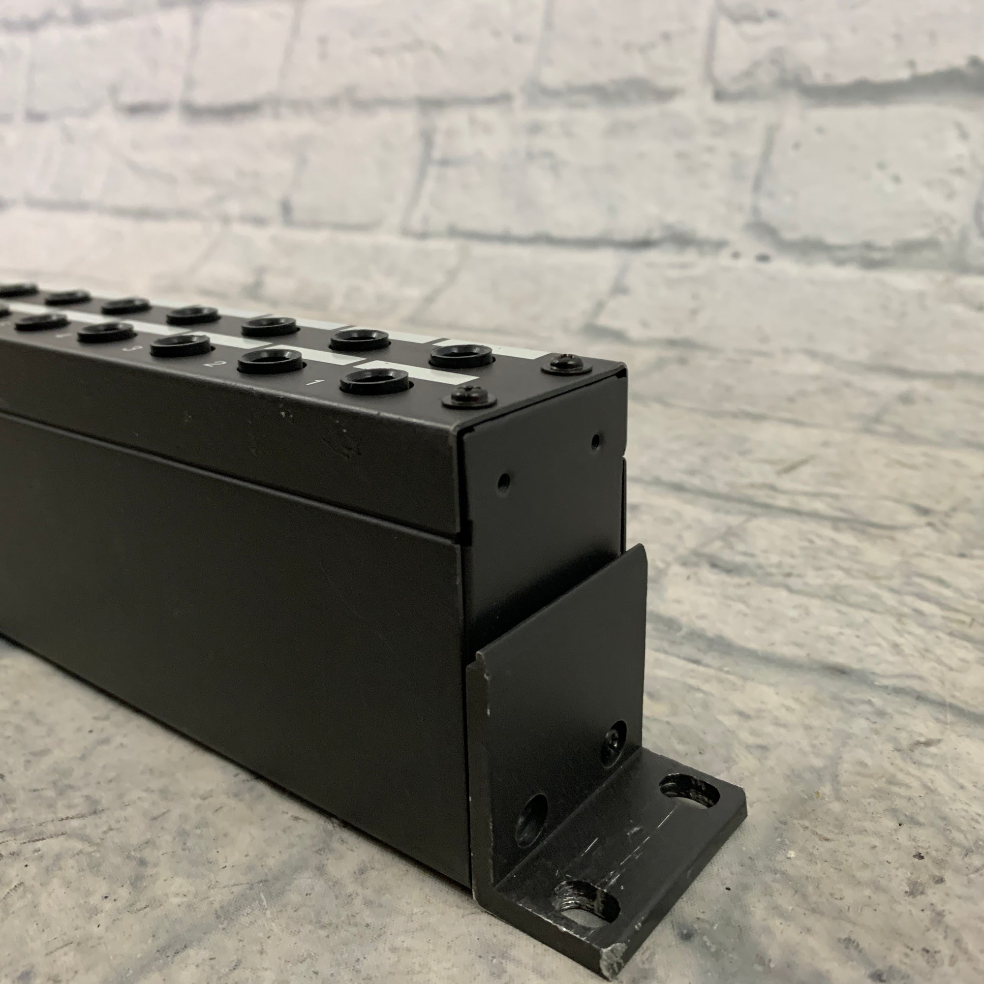 Hosa PHB-284 Patch Bay Rack Patchbay