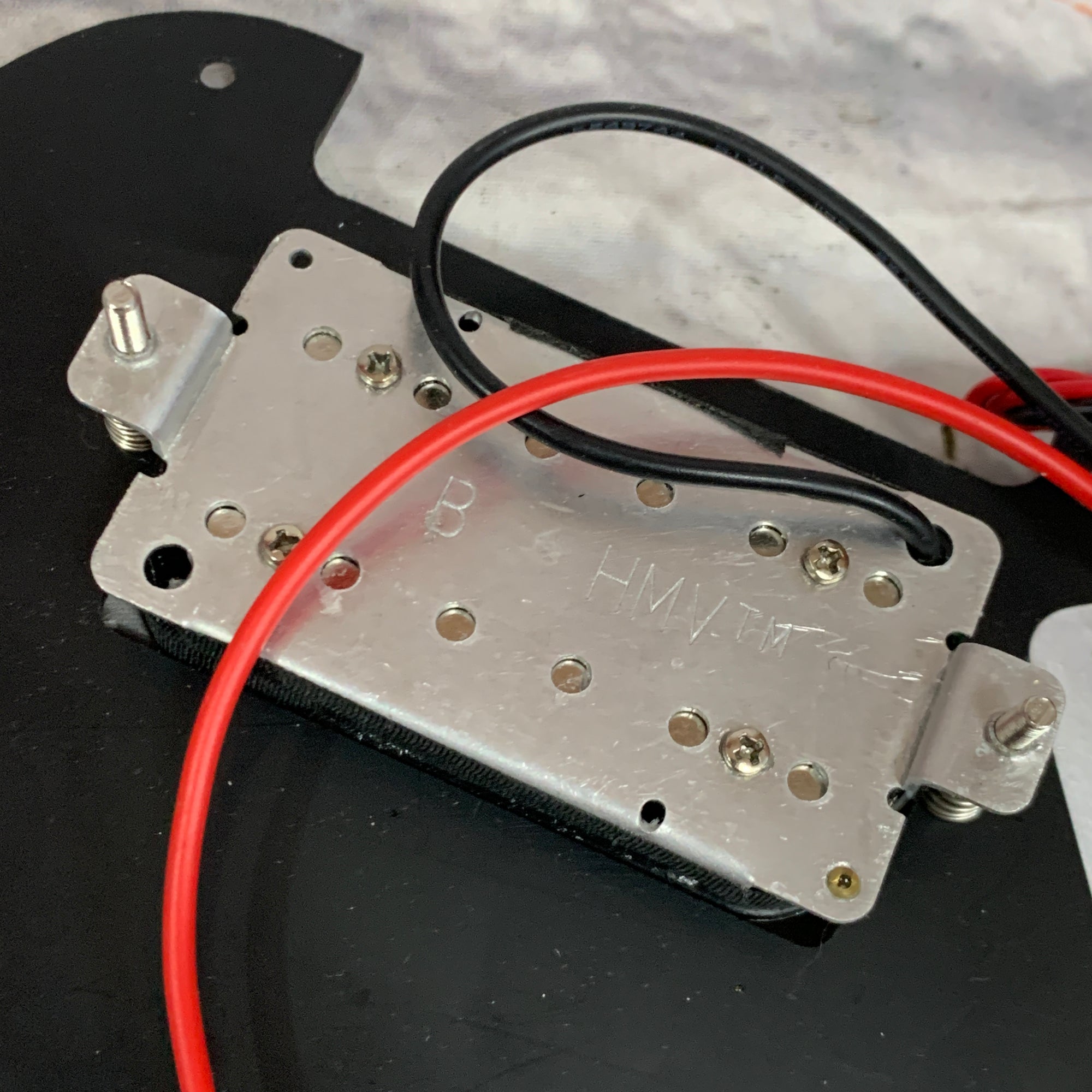 Loaded HH Strat Pickguard Black