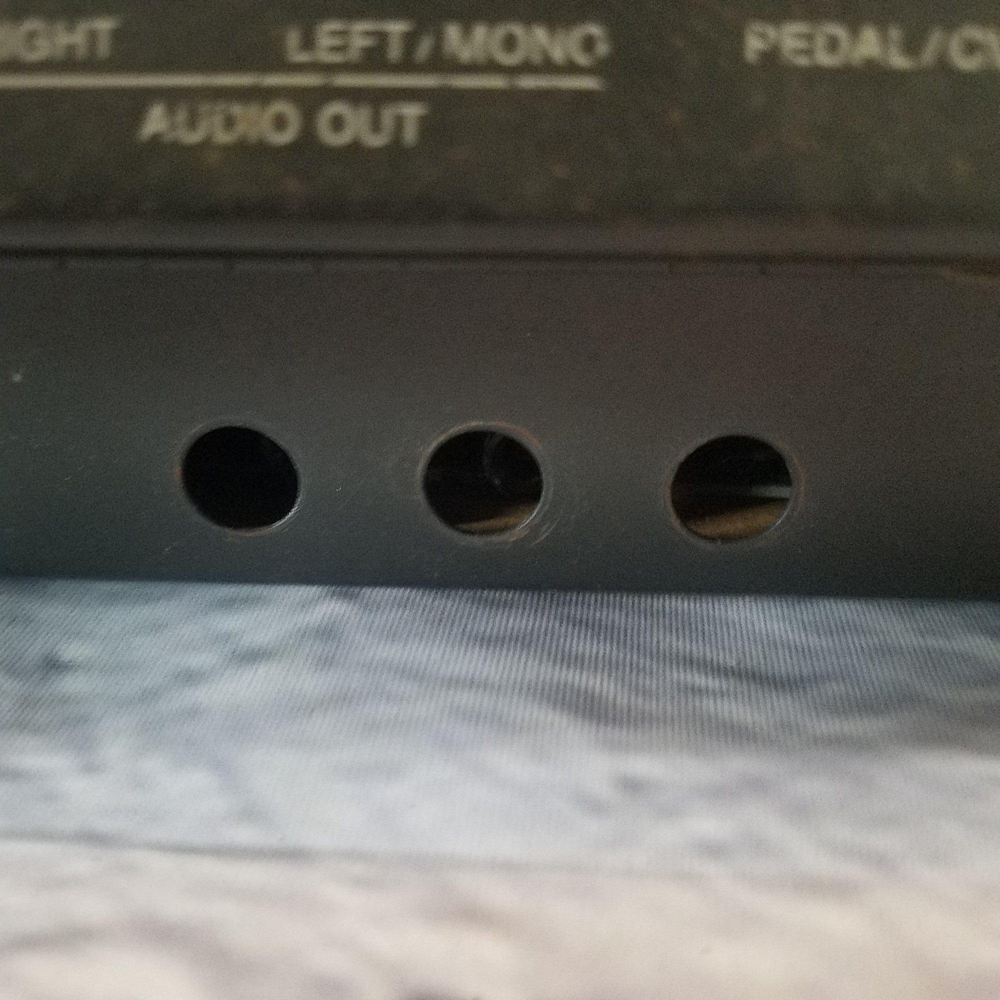 Ensoniq ESQ-1 Wave Synthesizer For Parts AS IS