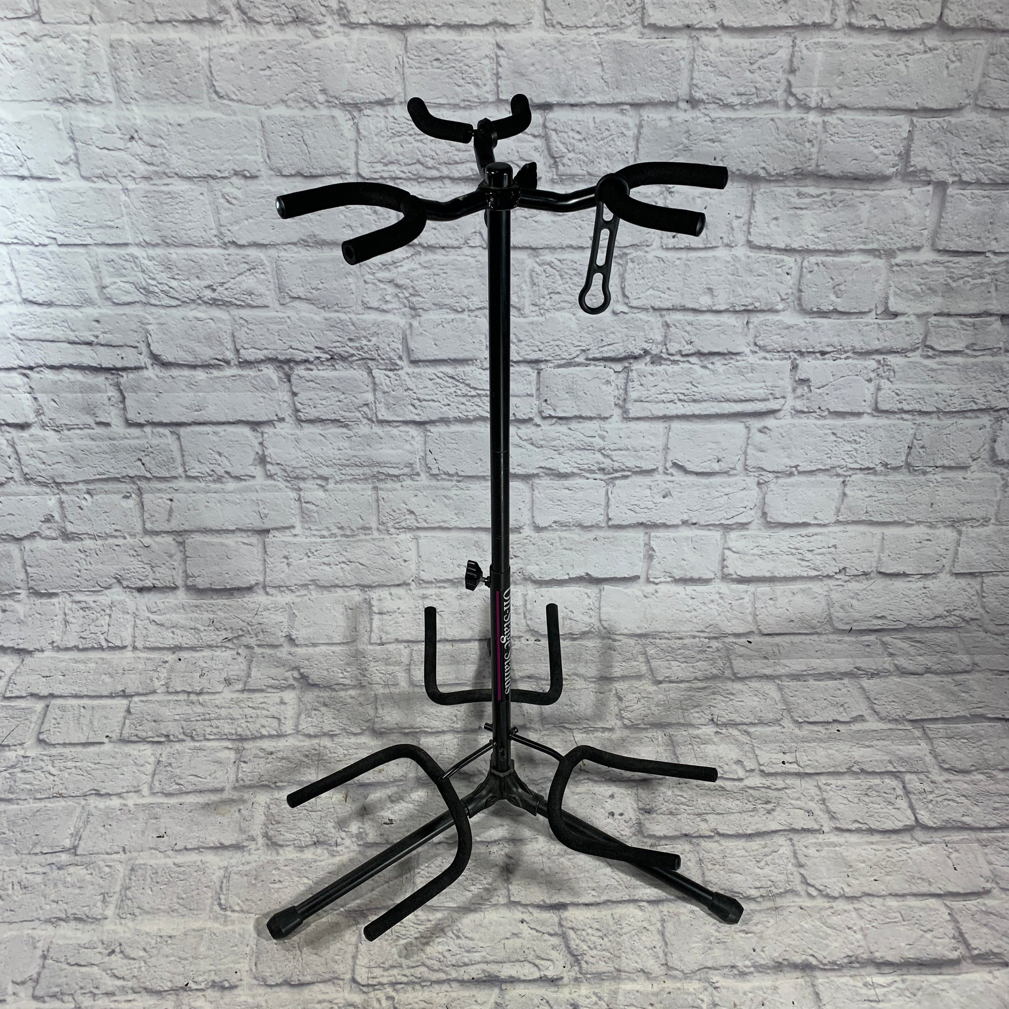 On Stage Stands Triple Guitar Stand