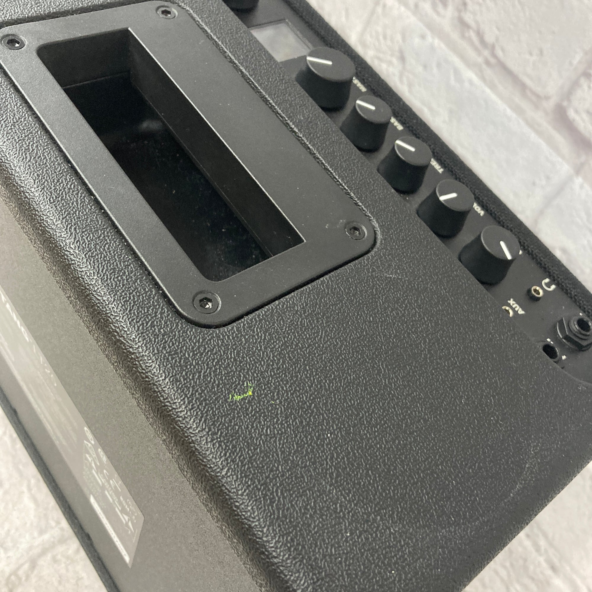 Fender Mustang LT25 25-Watt 1x8" Digital Modeling Guitar Combo