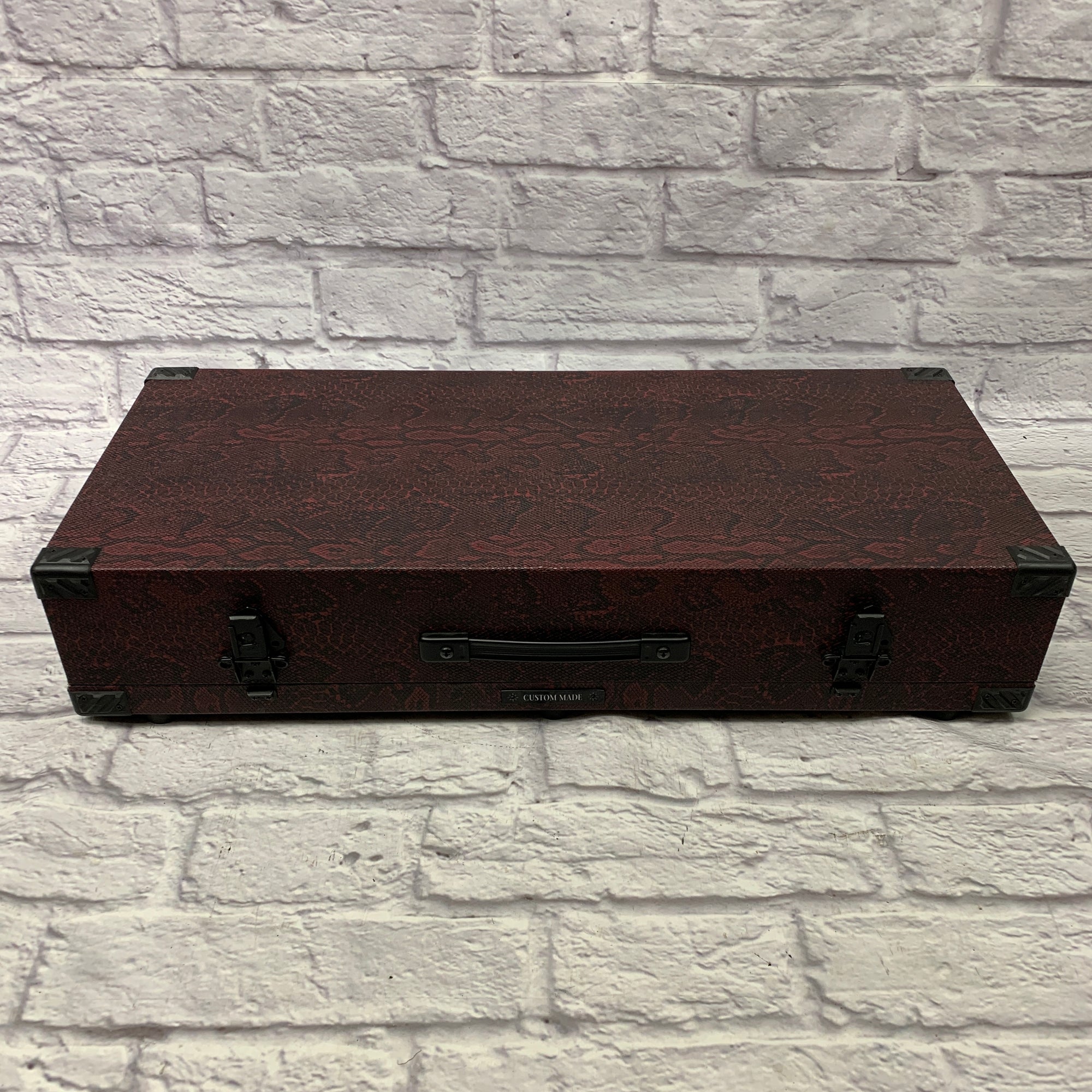 NYC Cases Custom Pedalboard Red Snakeskin