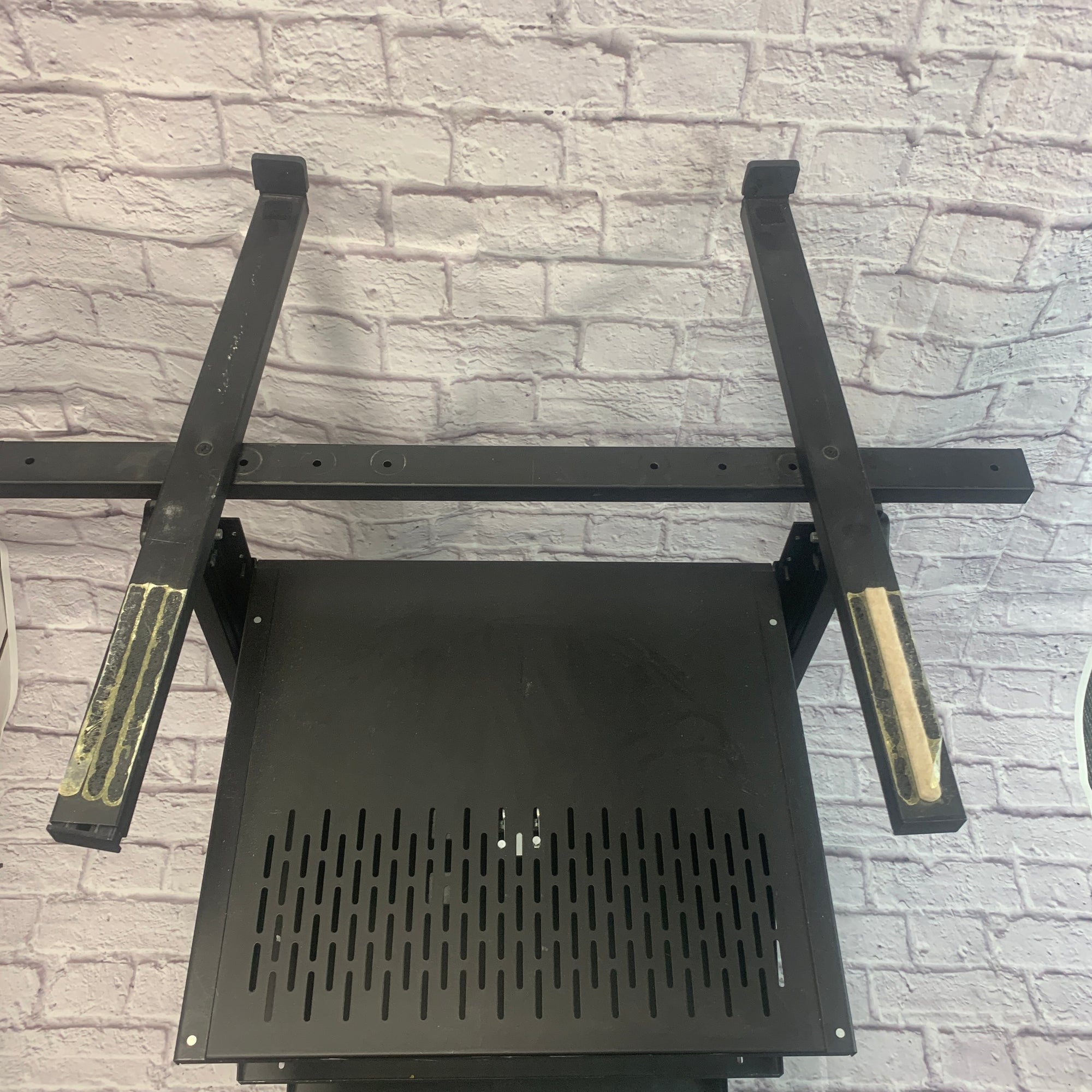 Unknown Home Studio Display Rack Stand