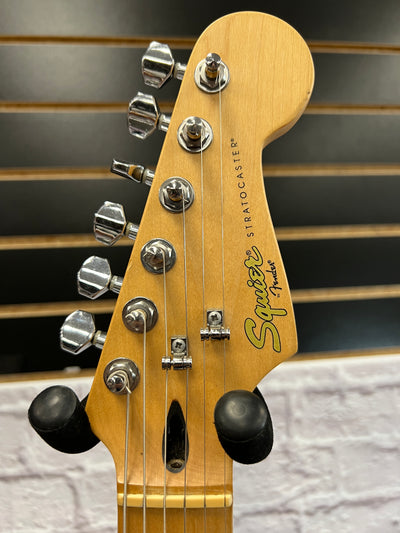 Squier Deluxe Stratocaster Daphne Blue Modified