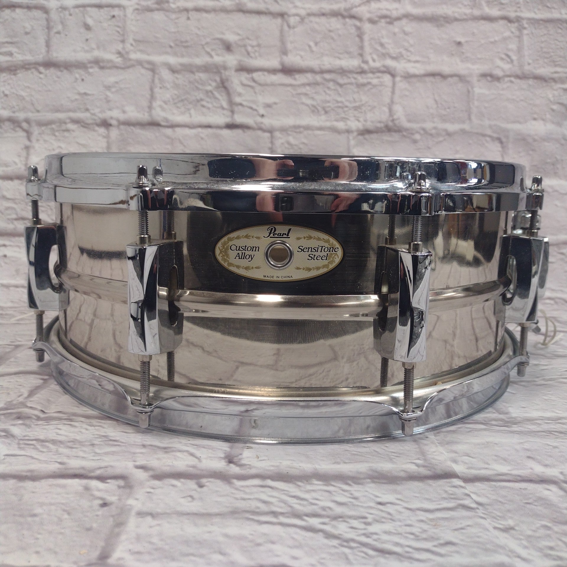 Pearl Sensitone Custome Alloy Snare 14x5.5 Snare