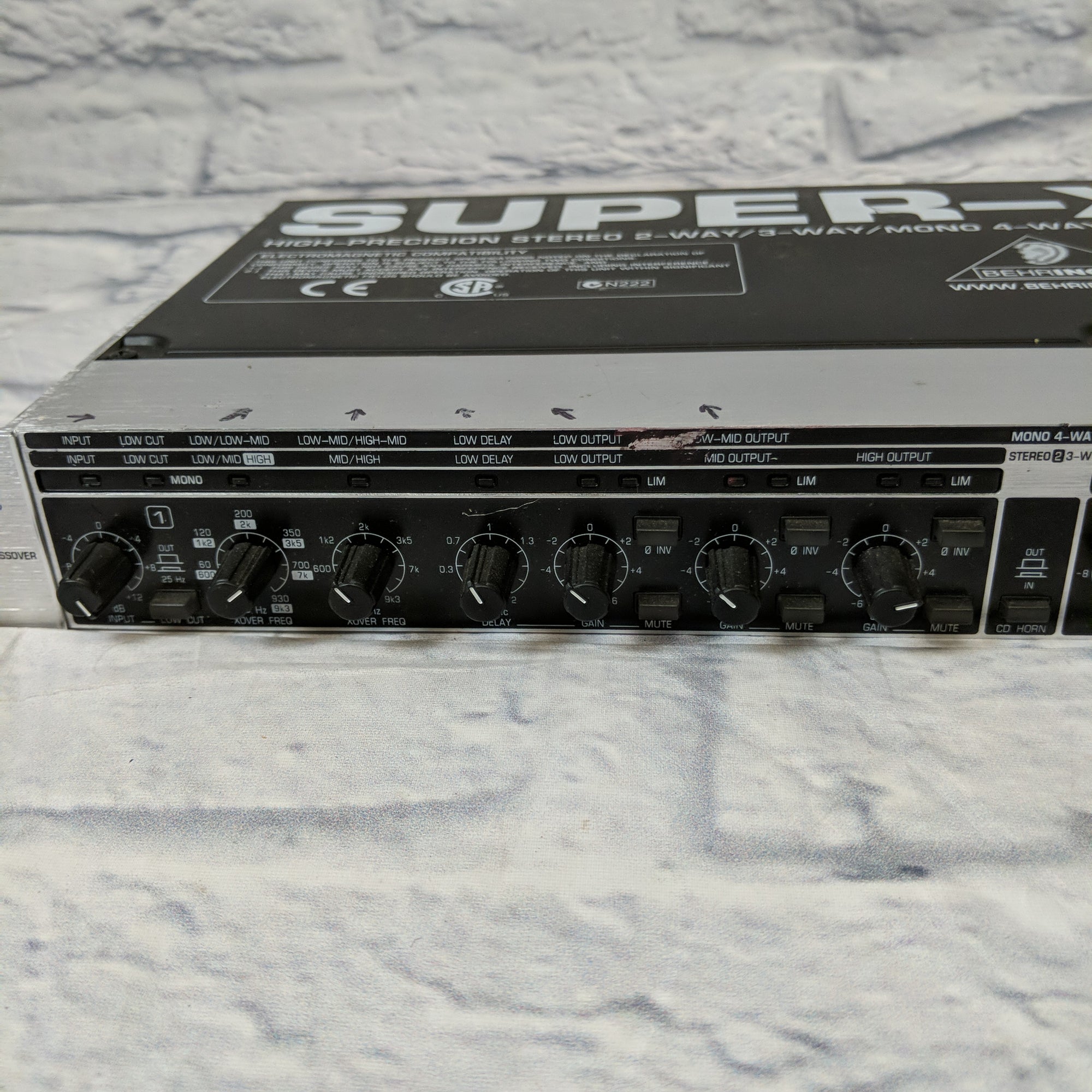 Behringer Super X-Pro Rack Unit