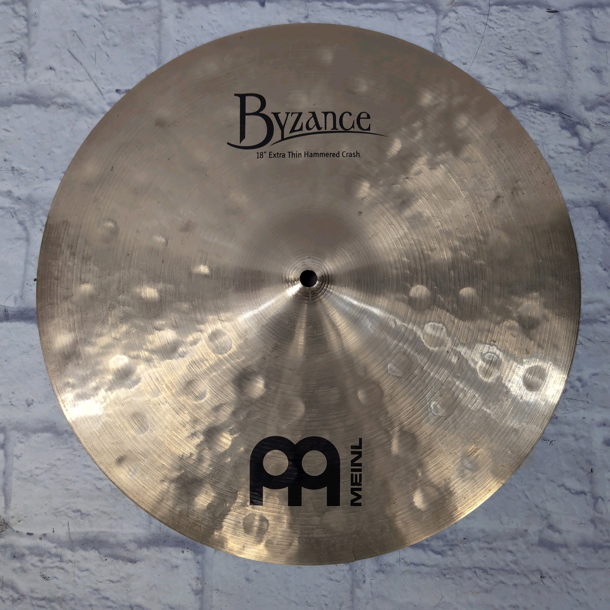 Meinl Byzance Extra Thin Hammered 18" Crash Cymbal (Cracked)