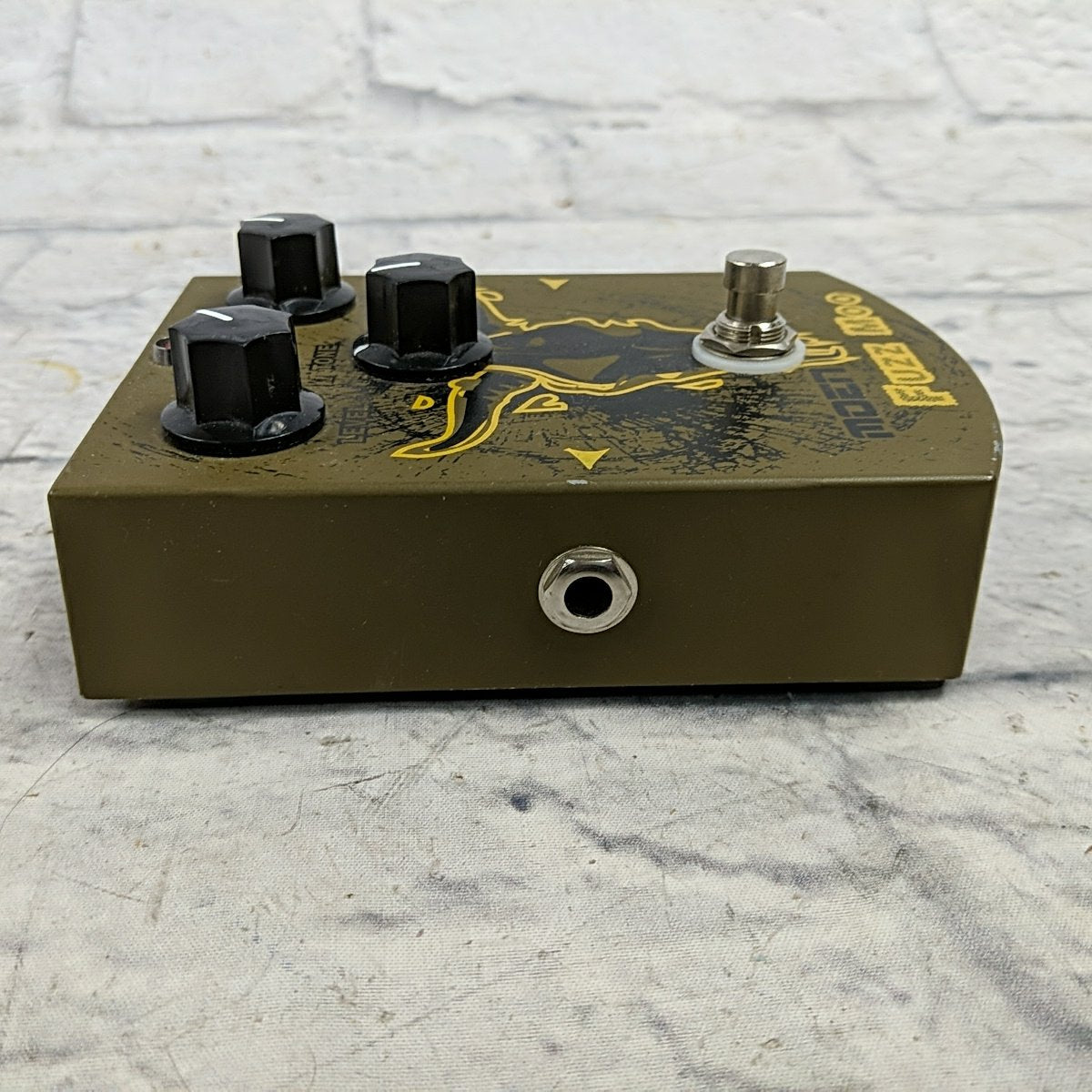 Moen Fuzz Moo Fuzz Pedal