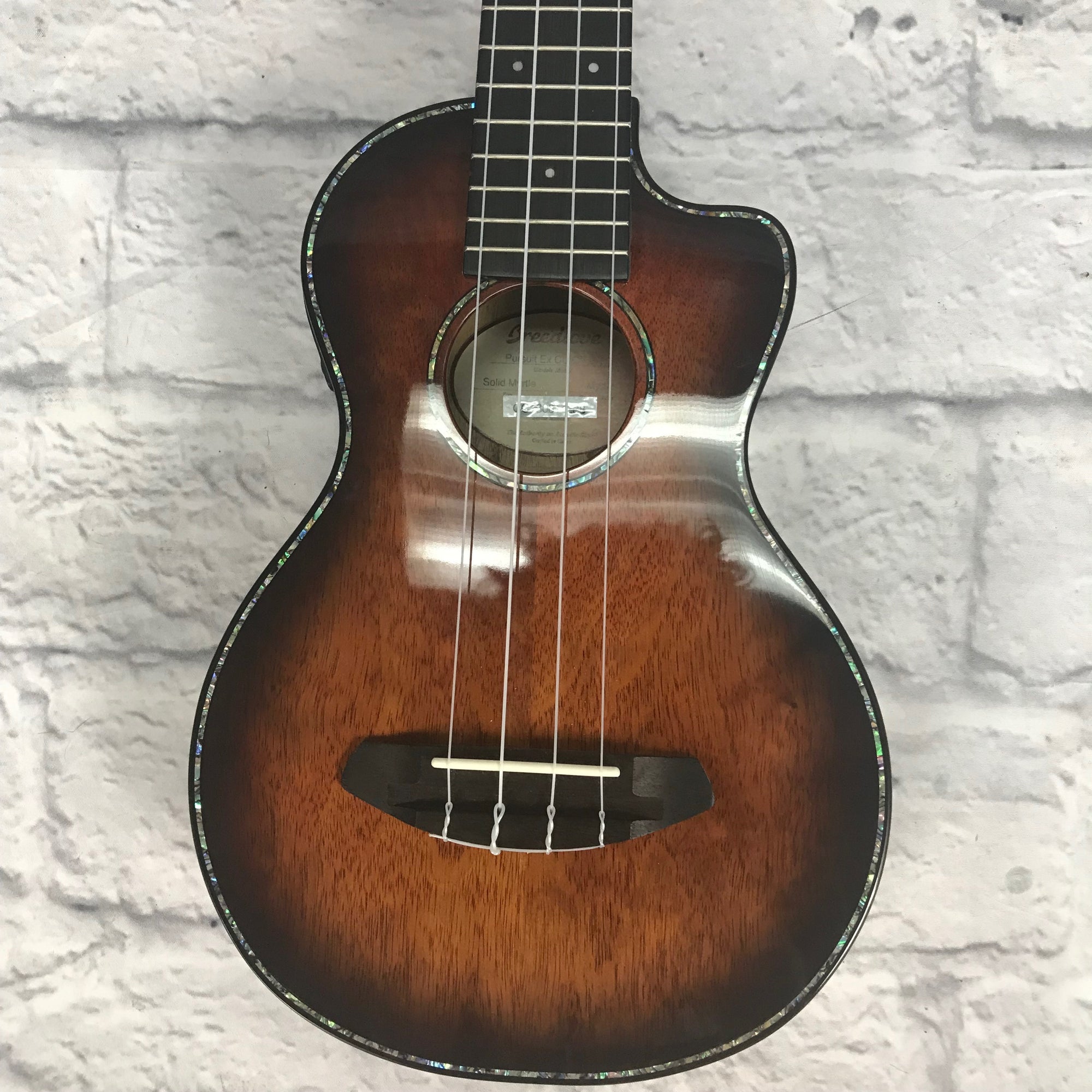 Breedlove Pursuit Ex Cu Ce Bo Ukulele