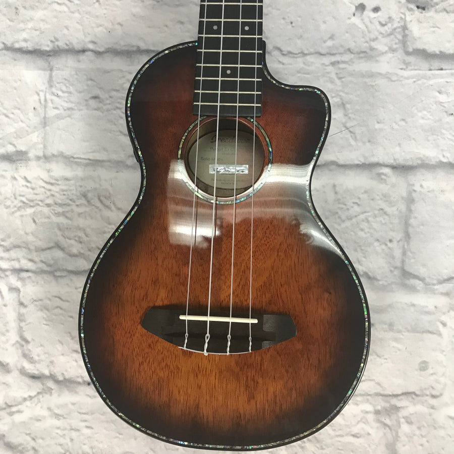Breedlove Pursuit Ex Cu Ce Bo Ukulele