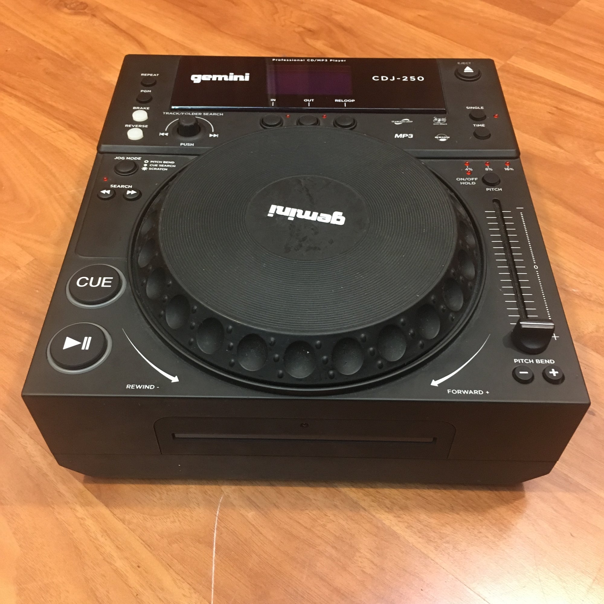 CDJ Gemini 250 Professional CD/MP3 Player/Turntable