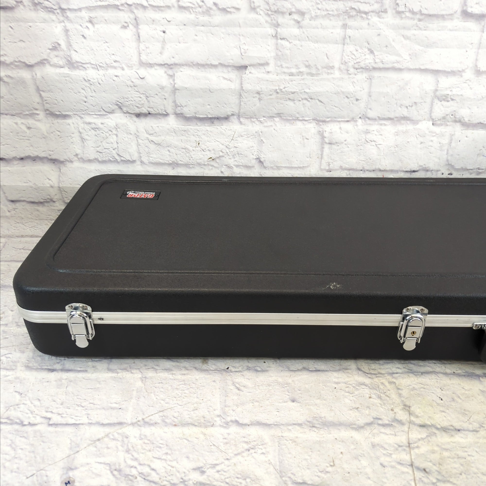 Gator Deluxe Bass Hard Case