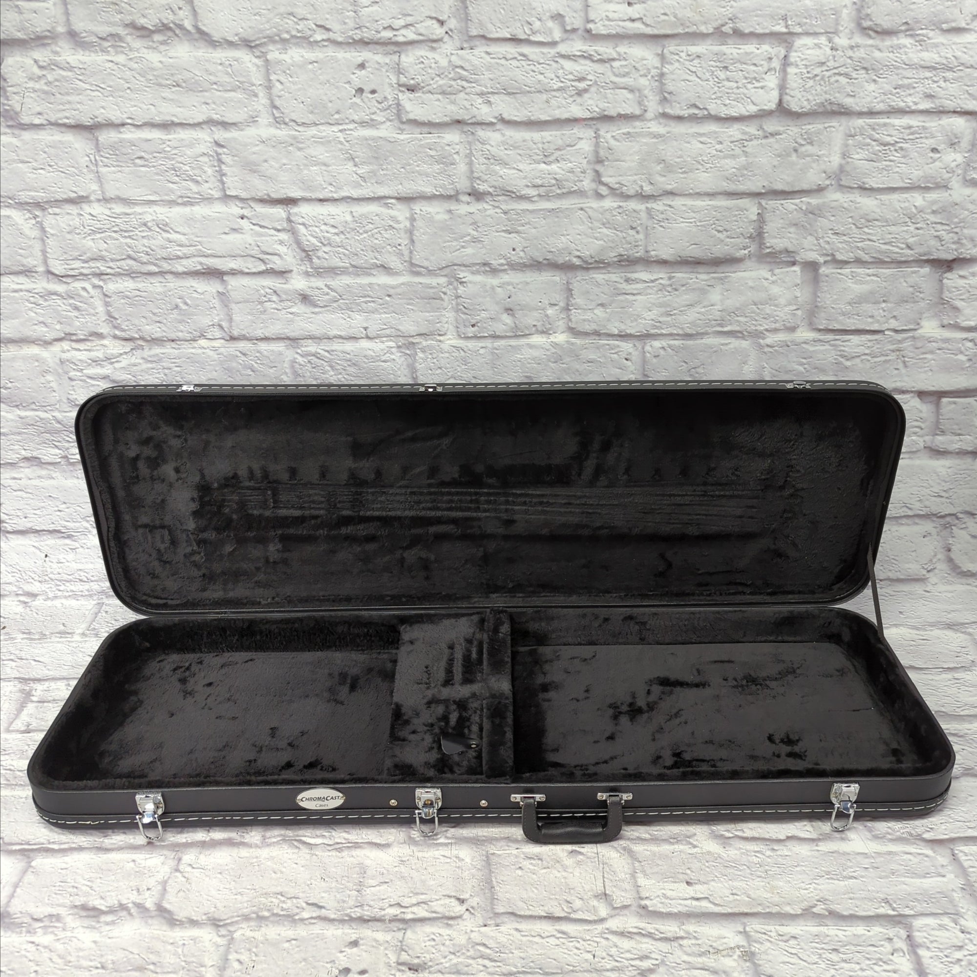ChromaCast CC-BHC Bass Guitar Hard Case