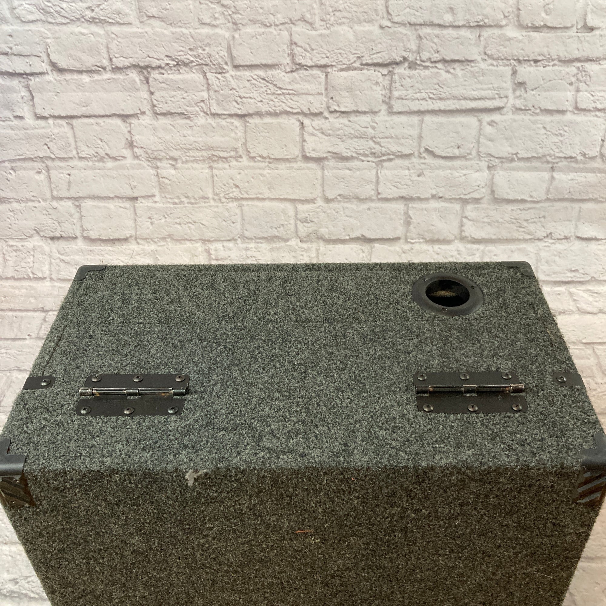 Grundorf Carpeted Mixer 2U x 8U Rack Case