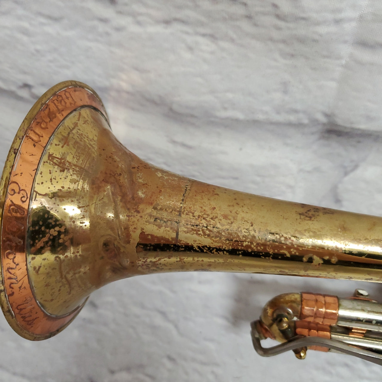 1956 Getzen Super Deluxe Tone Balanced Cornet with case and mouthpiece