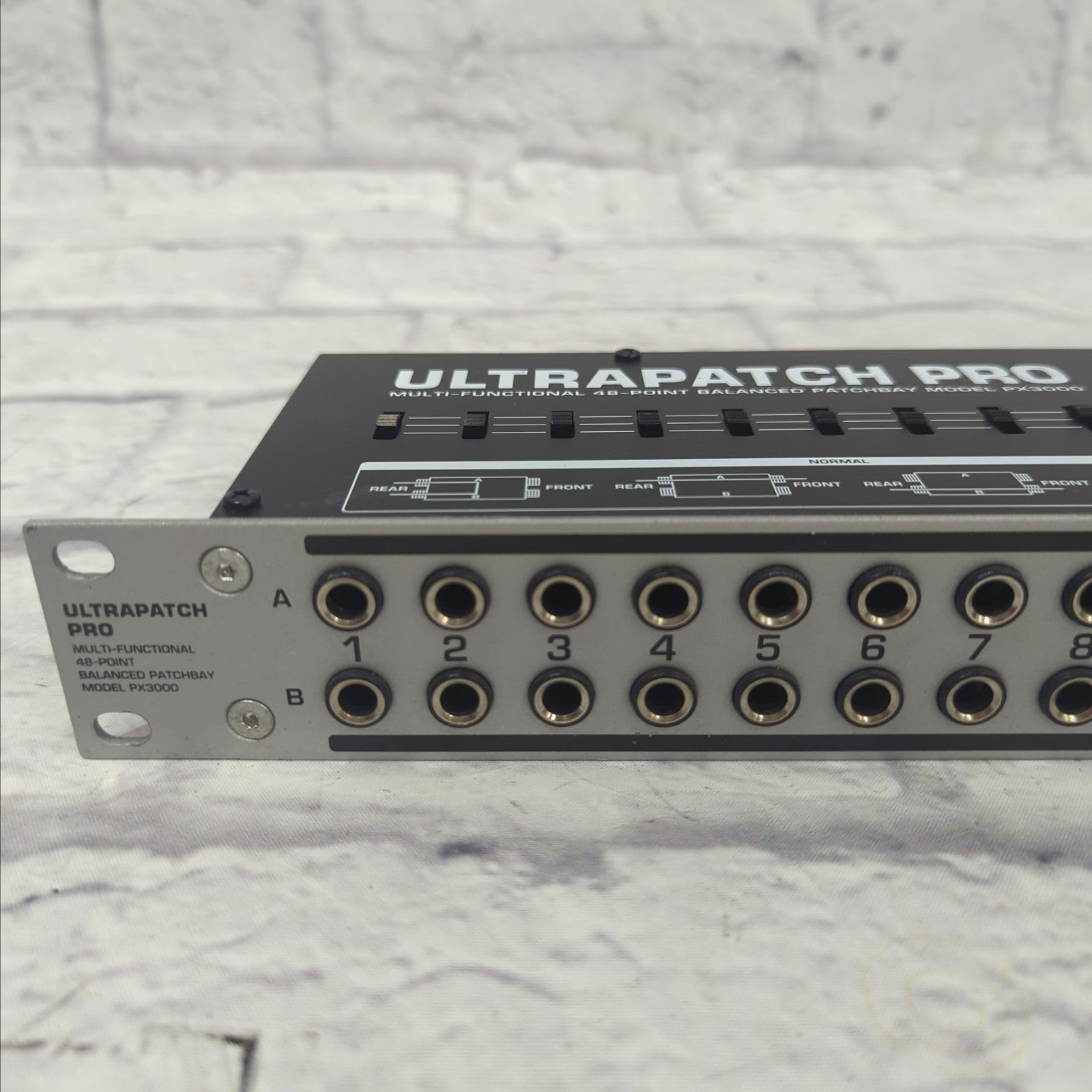 Behringer Ultra Patch Pro PX3000 Rack Patchbay