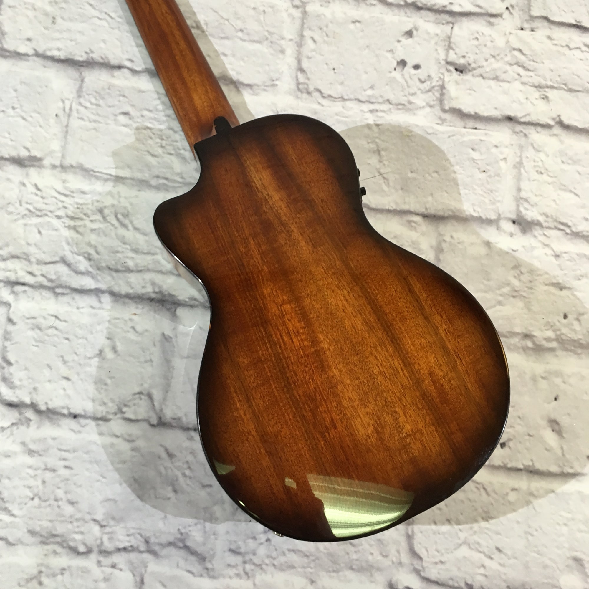Breedlove Pursuit Ex Cu Ce Bo Ukulele