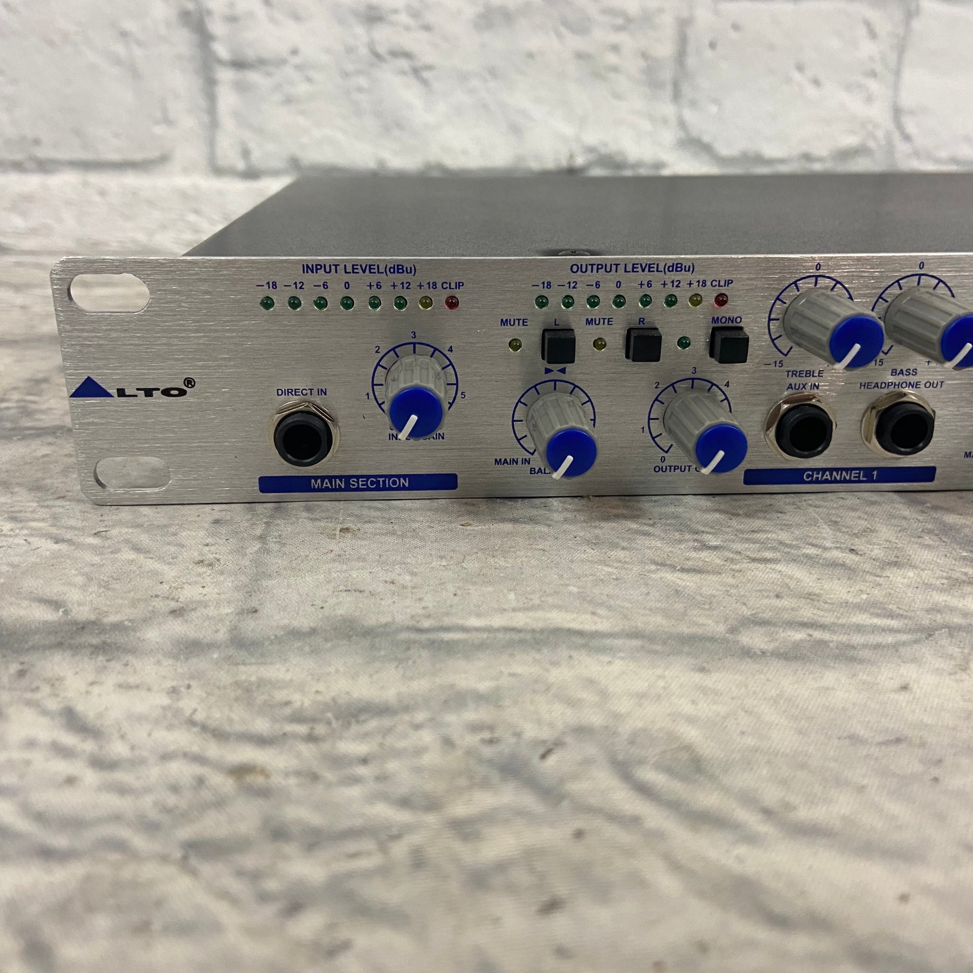 Alto HPA4 4-Channel Heaphone Amplifier