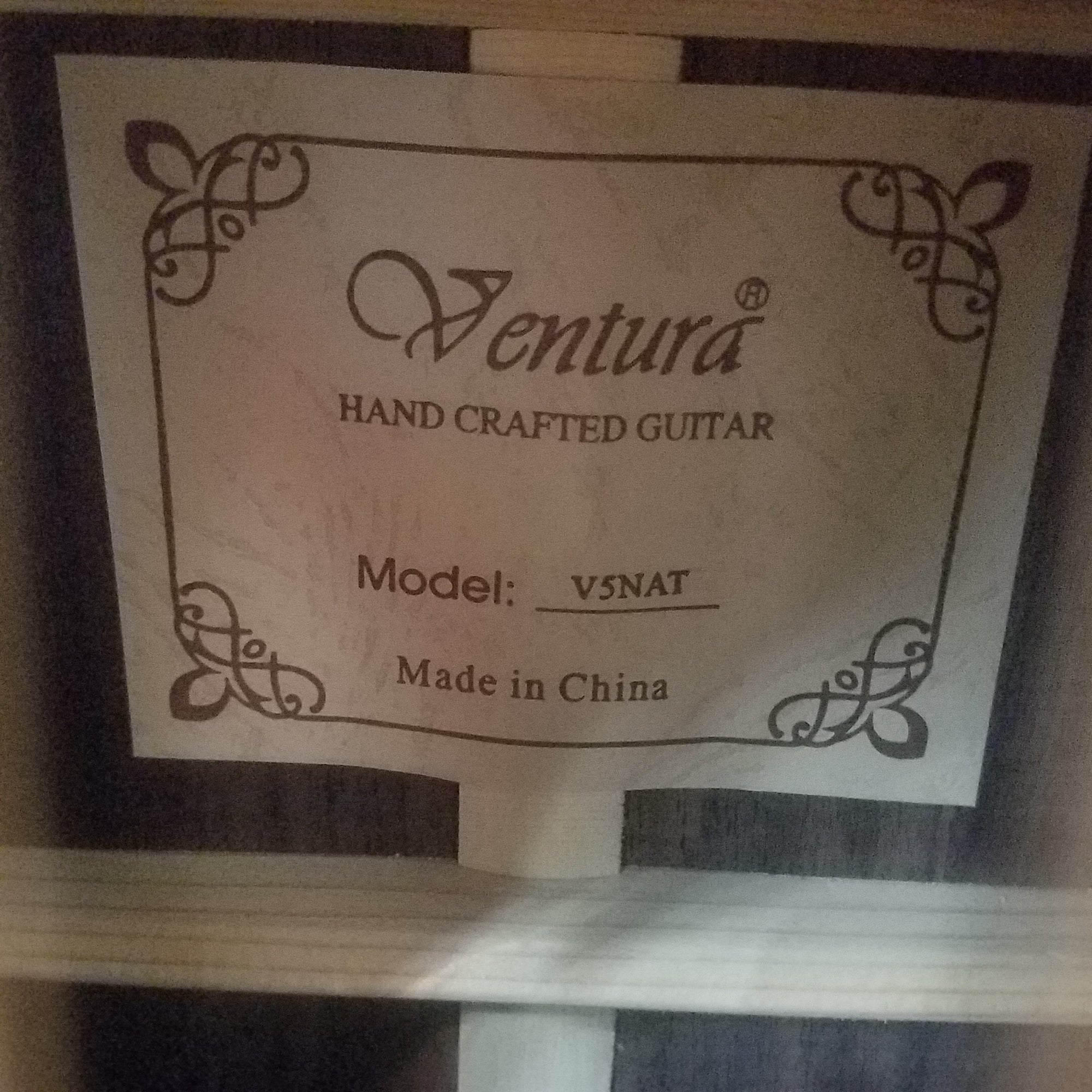 Ventura V5NA4 Acoustic Guitar