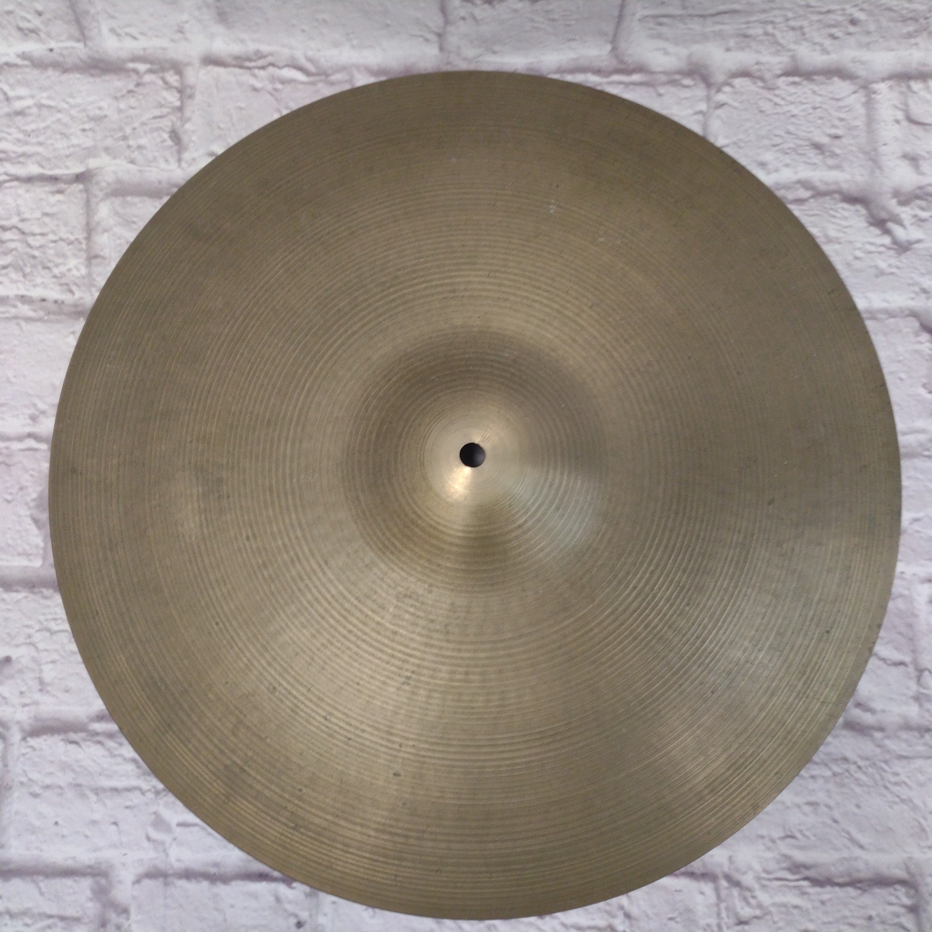 Zildjian 18 Hollow Logo Ride Cymbal