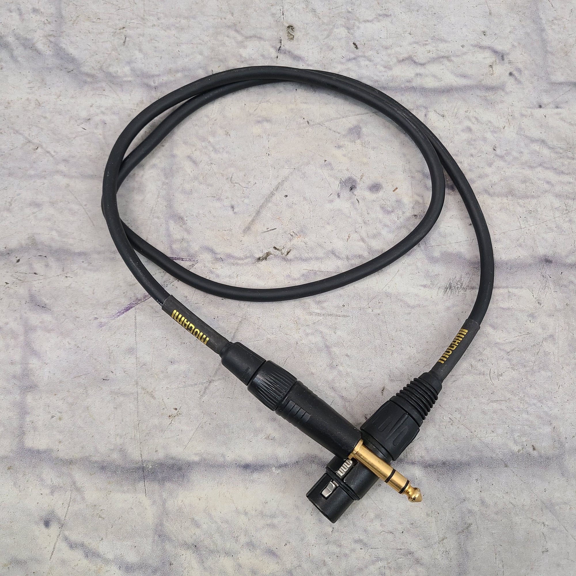 Mogami Female XLR to 1/4 Stereo Male 3ft