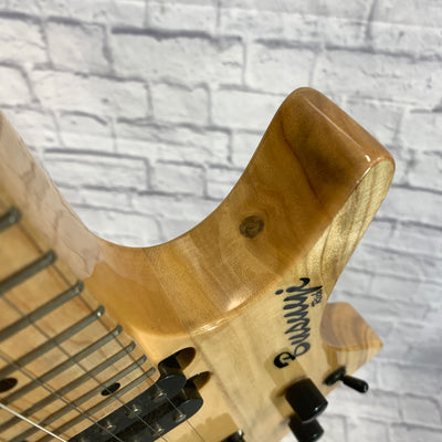 Busuyi Rich Short Scale Bass and Guitar