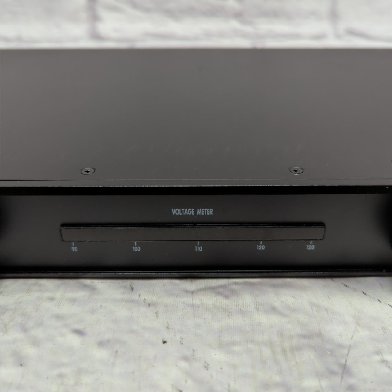 Furman PL-PLUS C Power Conditioner w/ Voltmeter