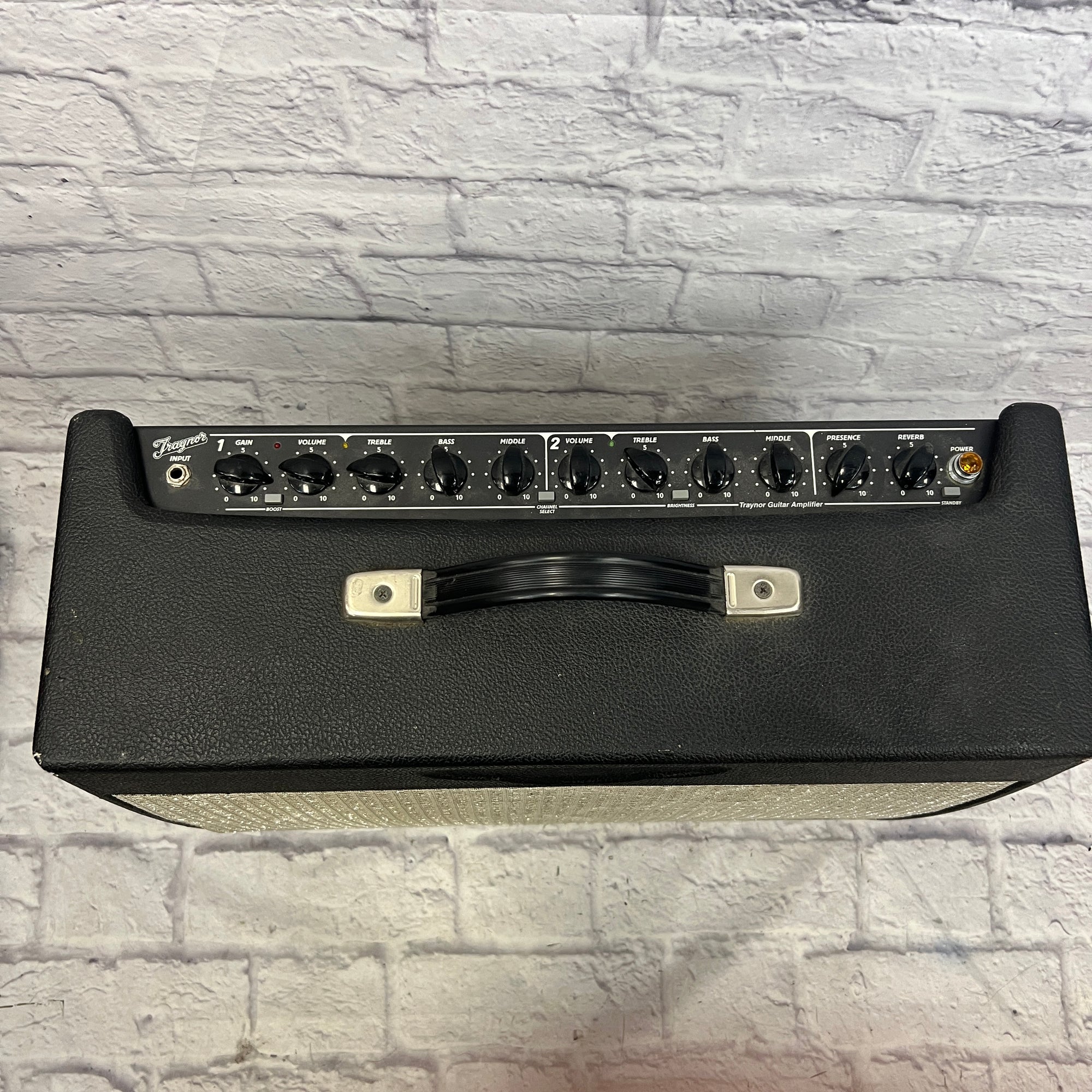 Traynor YCV40 Custom Valve 40 Watt 1x12 Guitar Combo Amp