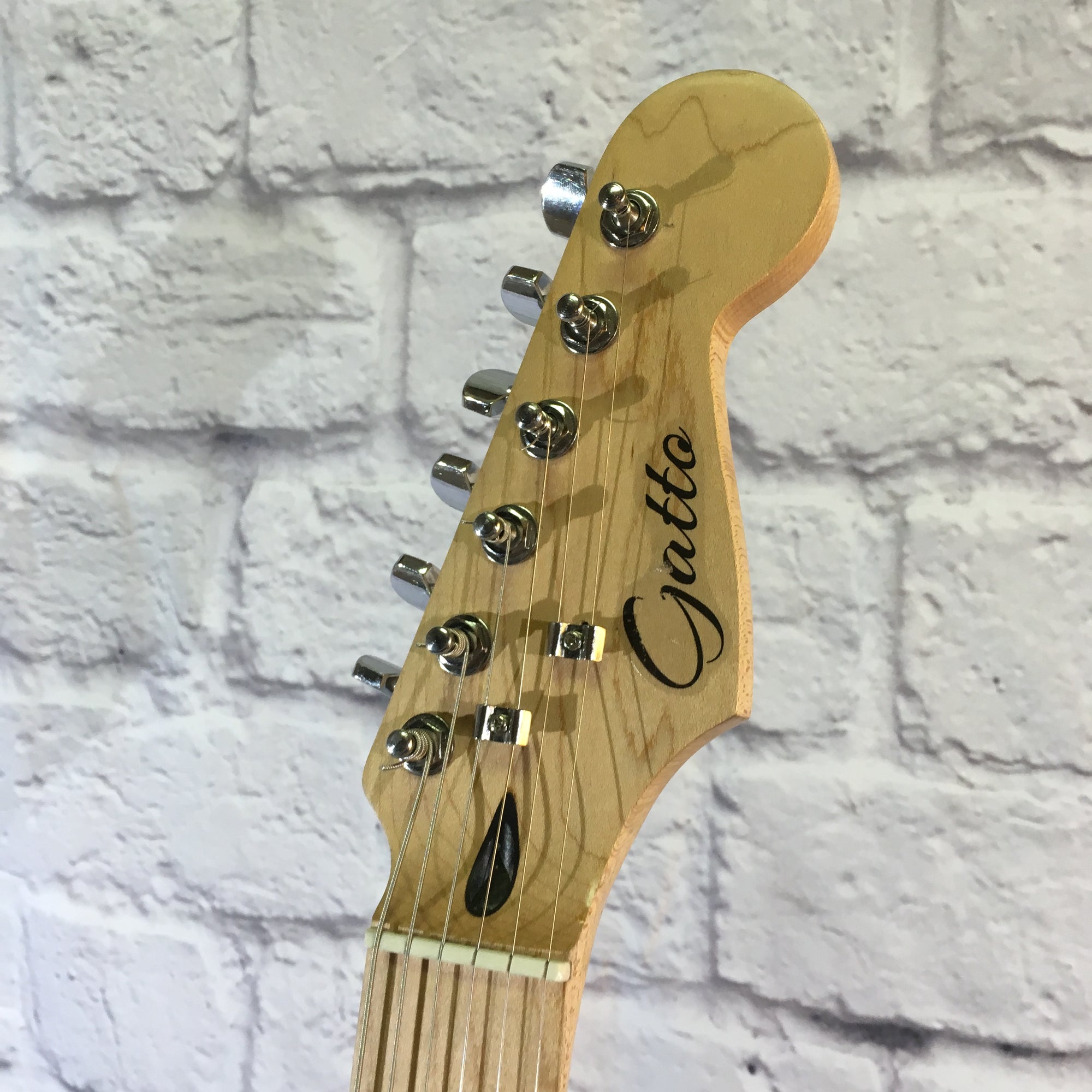** Gatto S Style Natural Black Limba with TKL Gig Bag