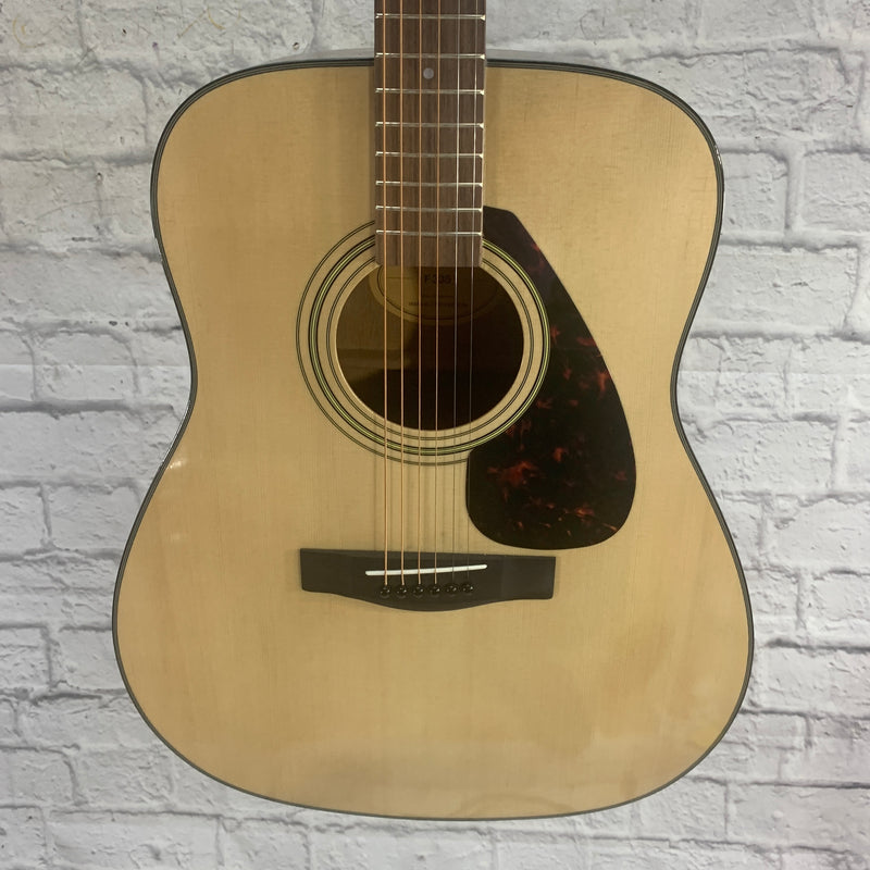 Yamaha F335 Dreadnought Acoustic Guitar - Evolution Music