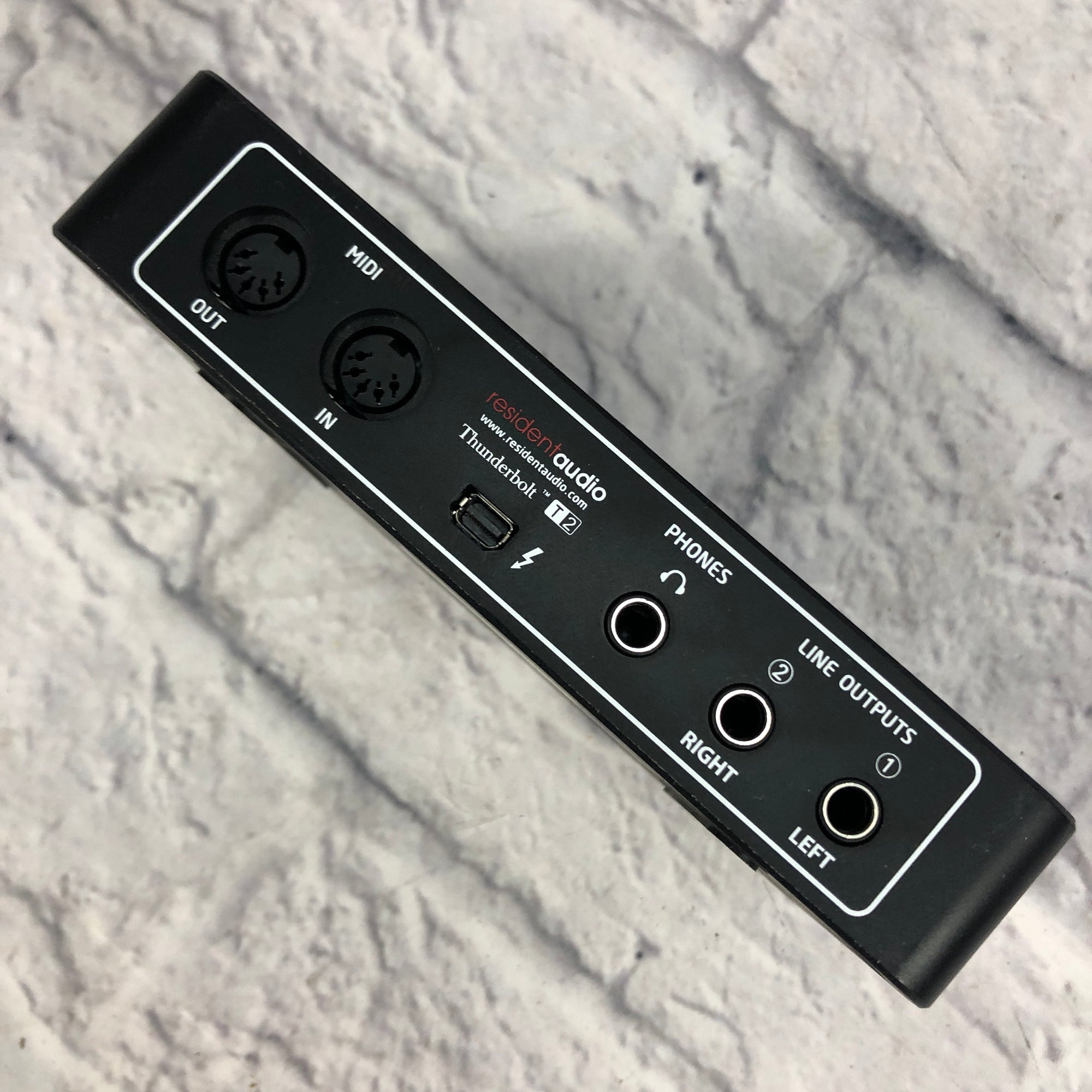 Resident Audio T2 Thunderbolt Interface