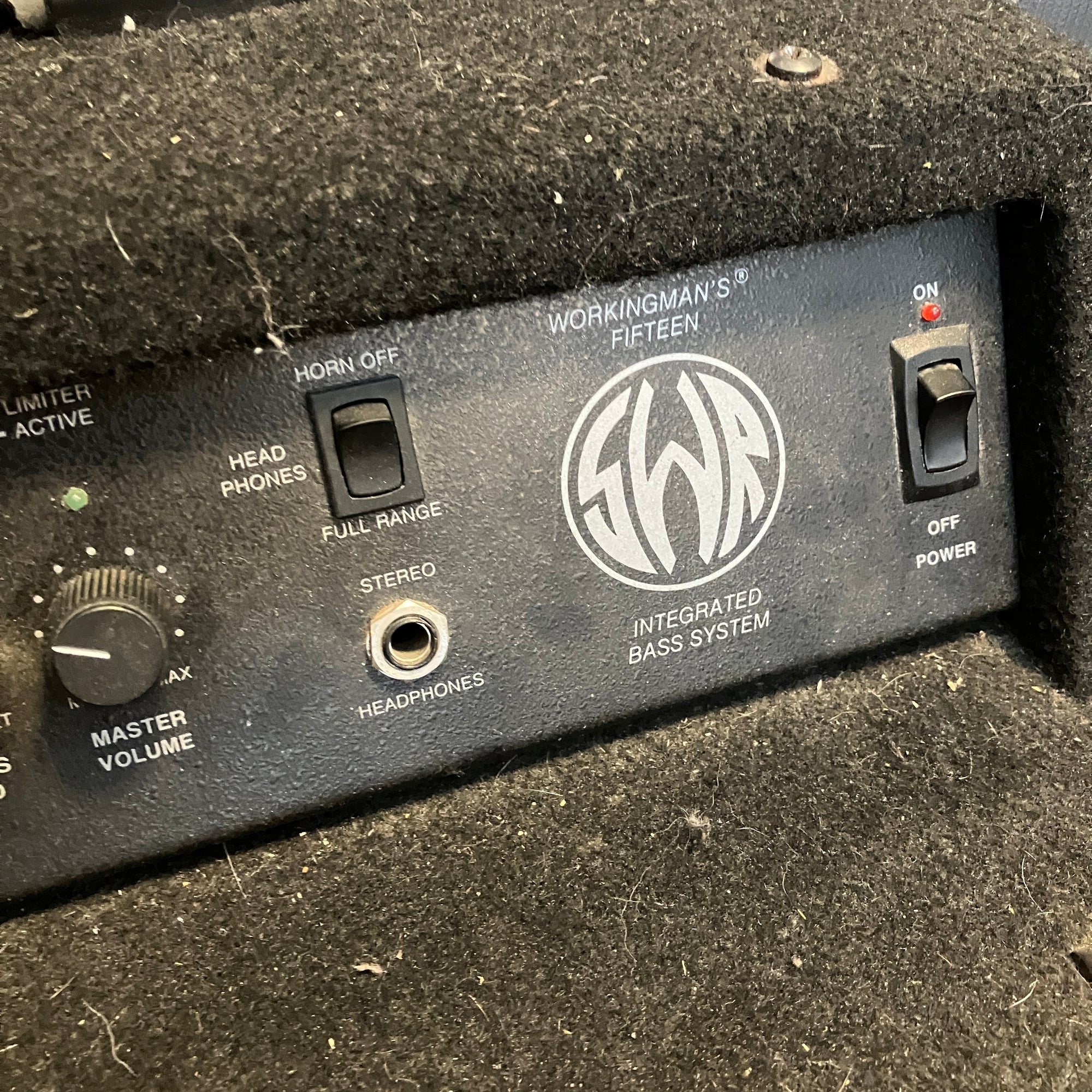 Swr Working Man SWR Workingman's 15 Bass Guitar Combo Amp 200W - Evolution Music
