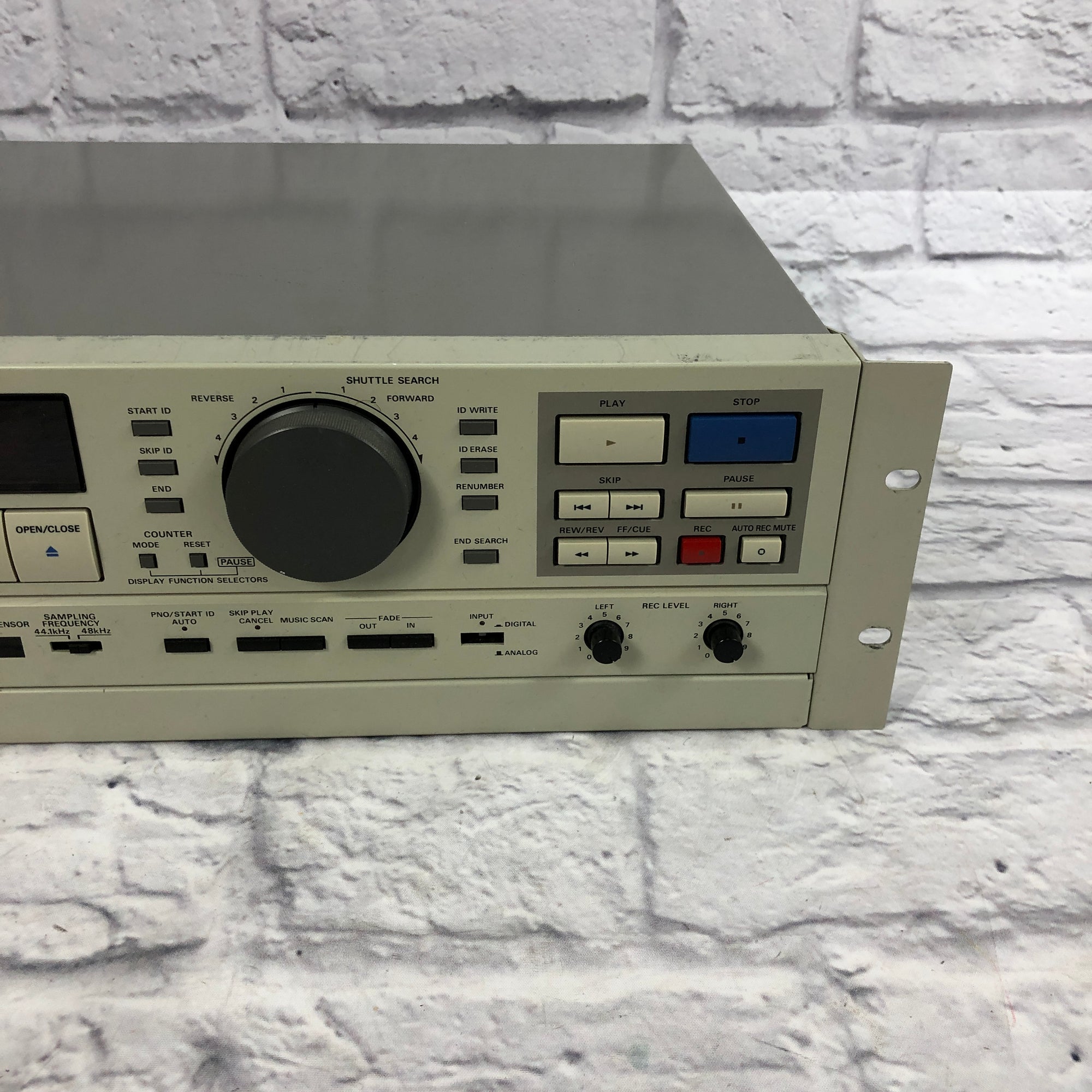 Panasonic SV-3800 DAT Recorder