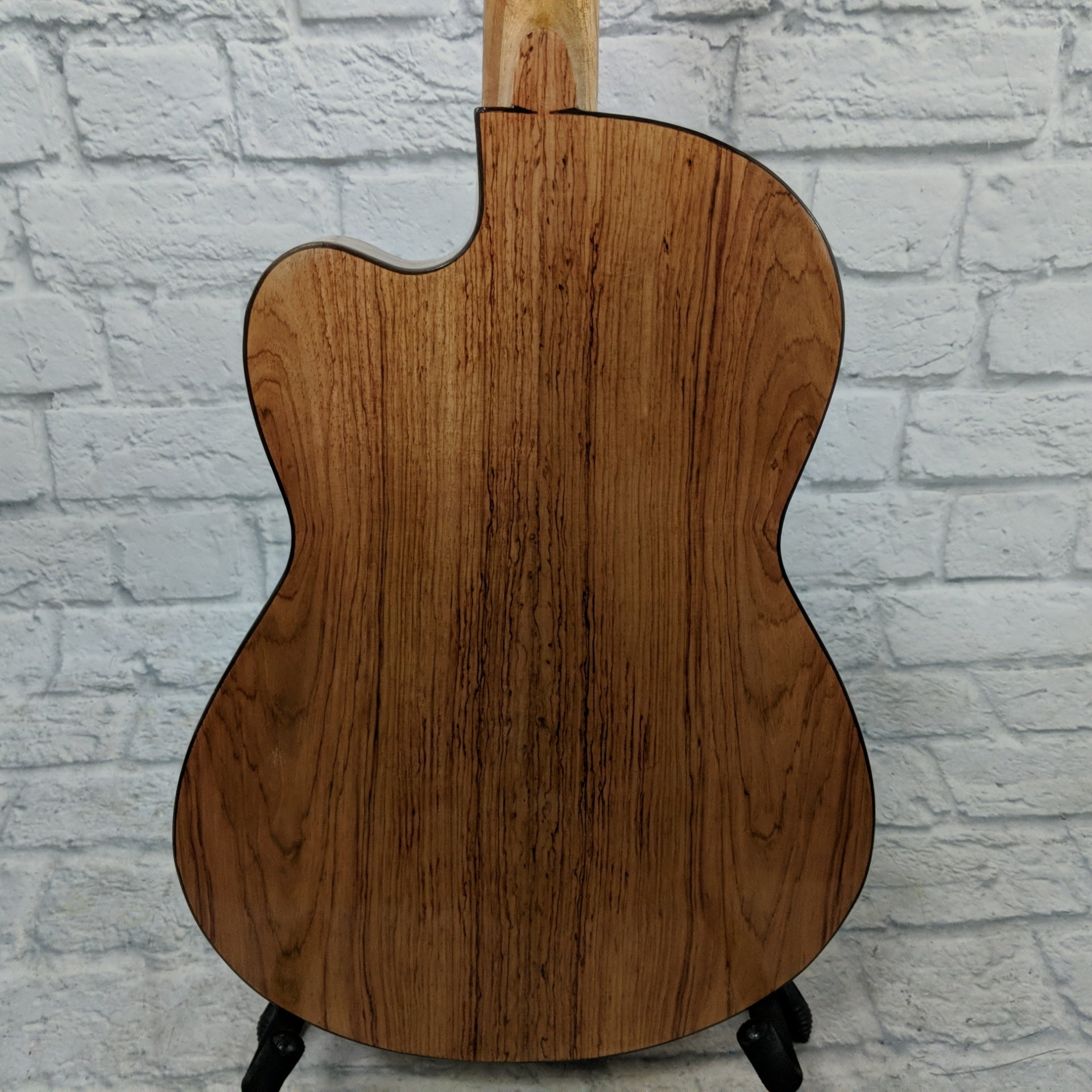 **Paracho Handmade Classical Guitar Amezcua Gomez