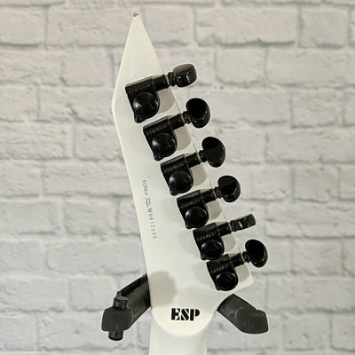 ESP LTD ALEXI-600 Alexi Laiho Electric Guitar - White With Black Pinstripe