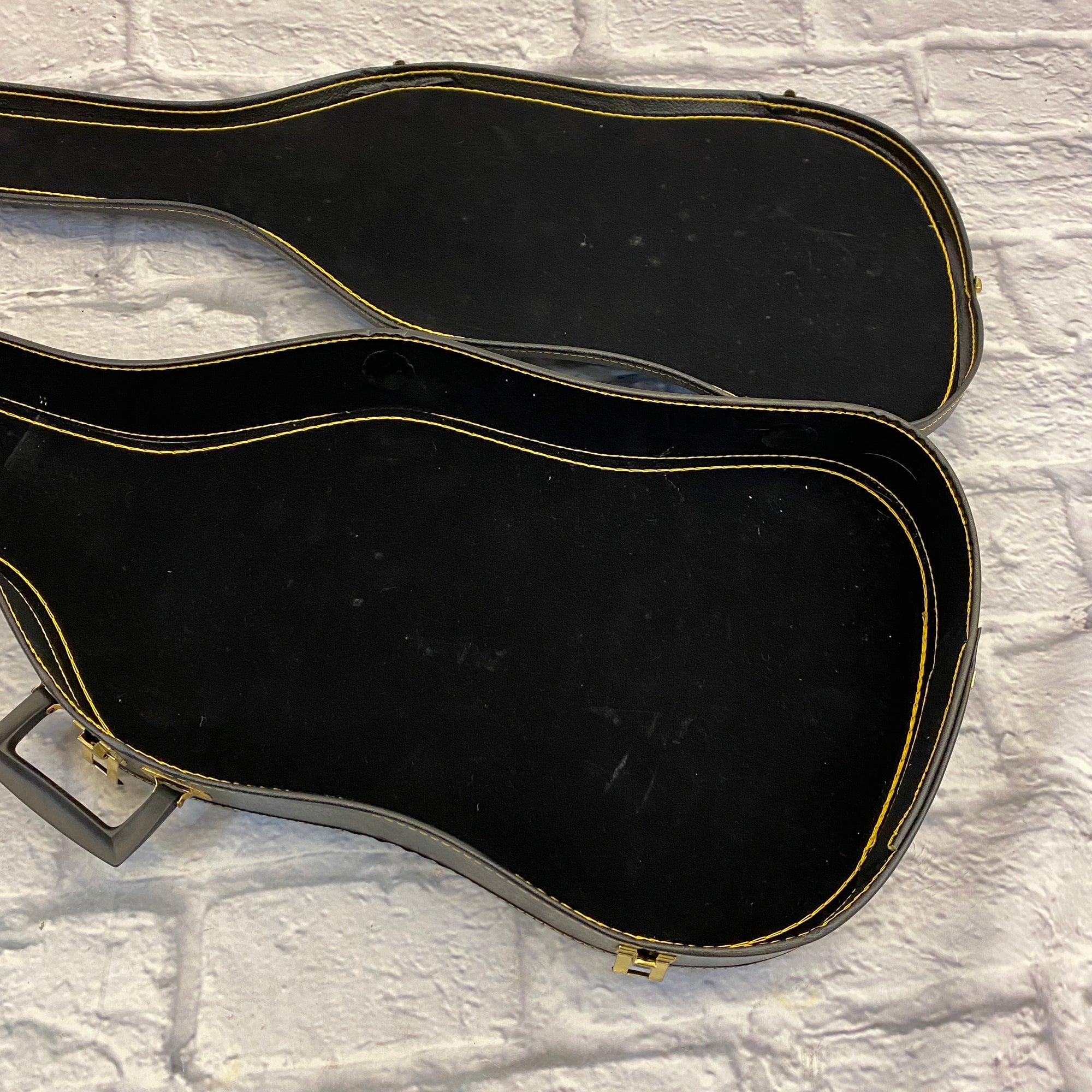 Unknown Bass Chipboard Hard Case