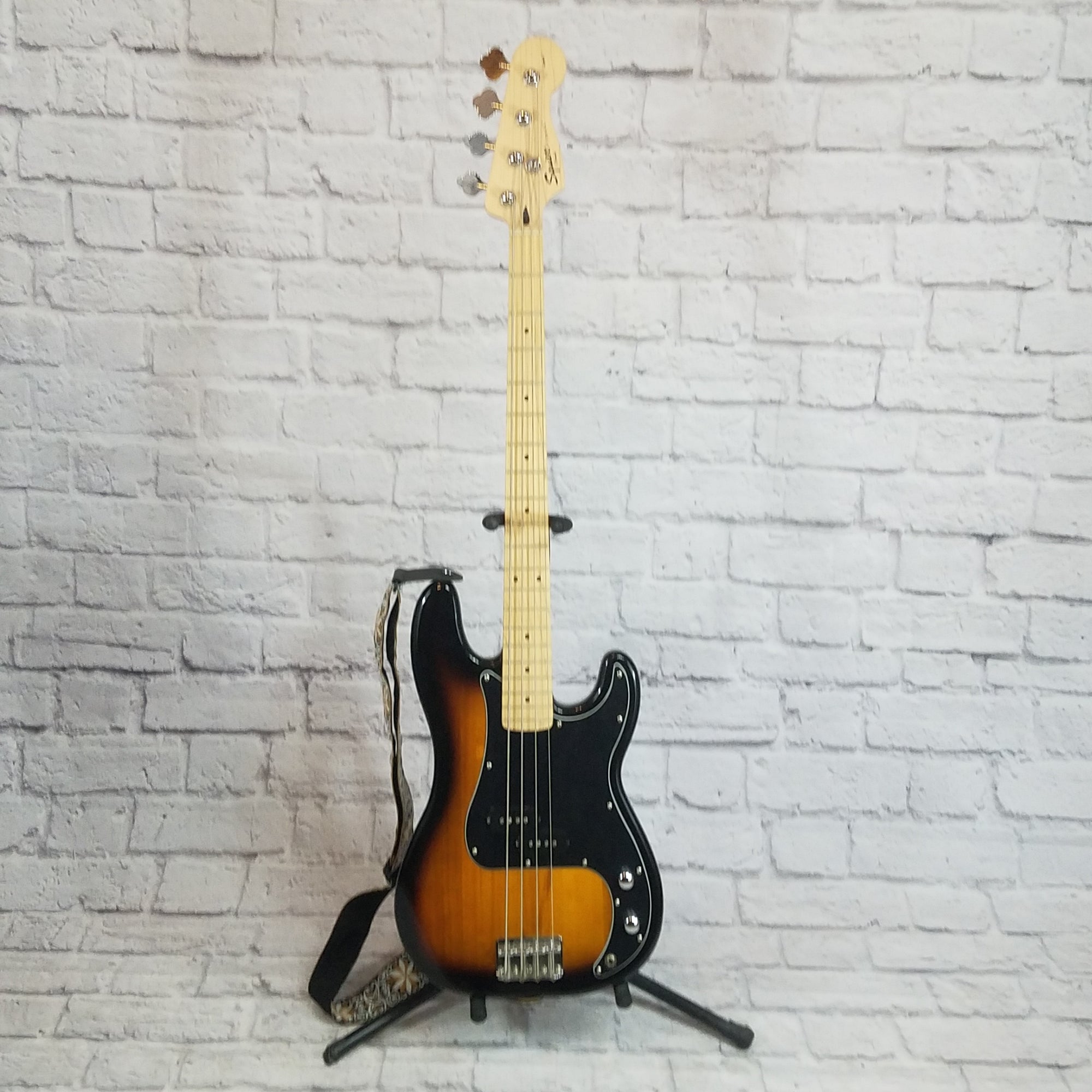 Squire Affinity Series 4 String Brown Burst P Bass