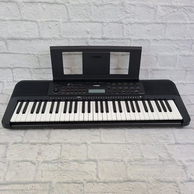 Yamaha PSR-E273 61 Key Keyboard