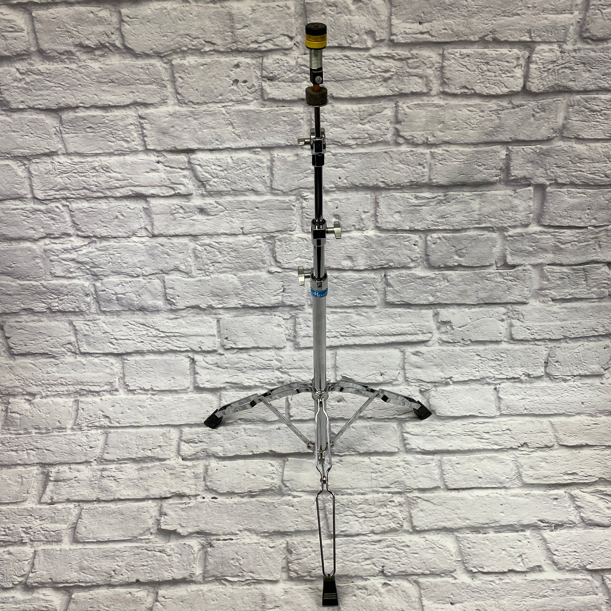 Maxwin Double-Braced Straight Stand