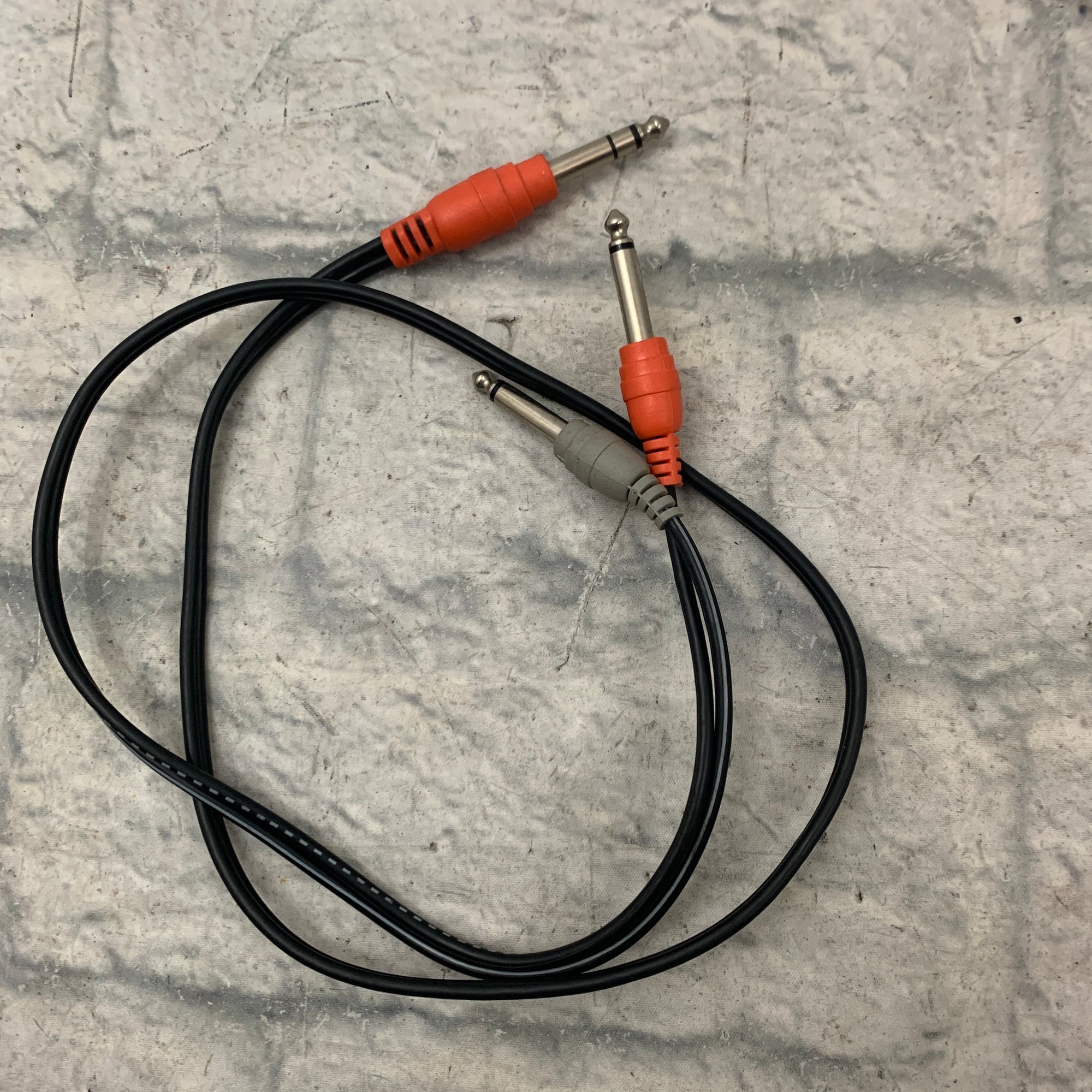 Hosa Insert Cable 1/4" TRS to Dual TS 3ft