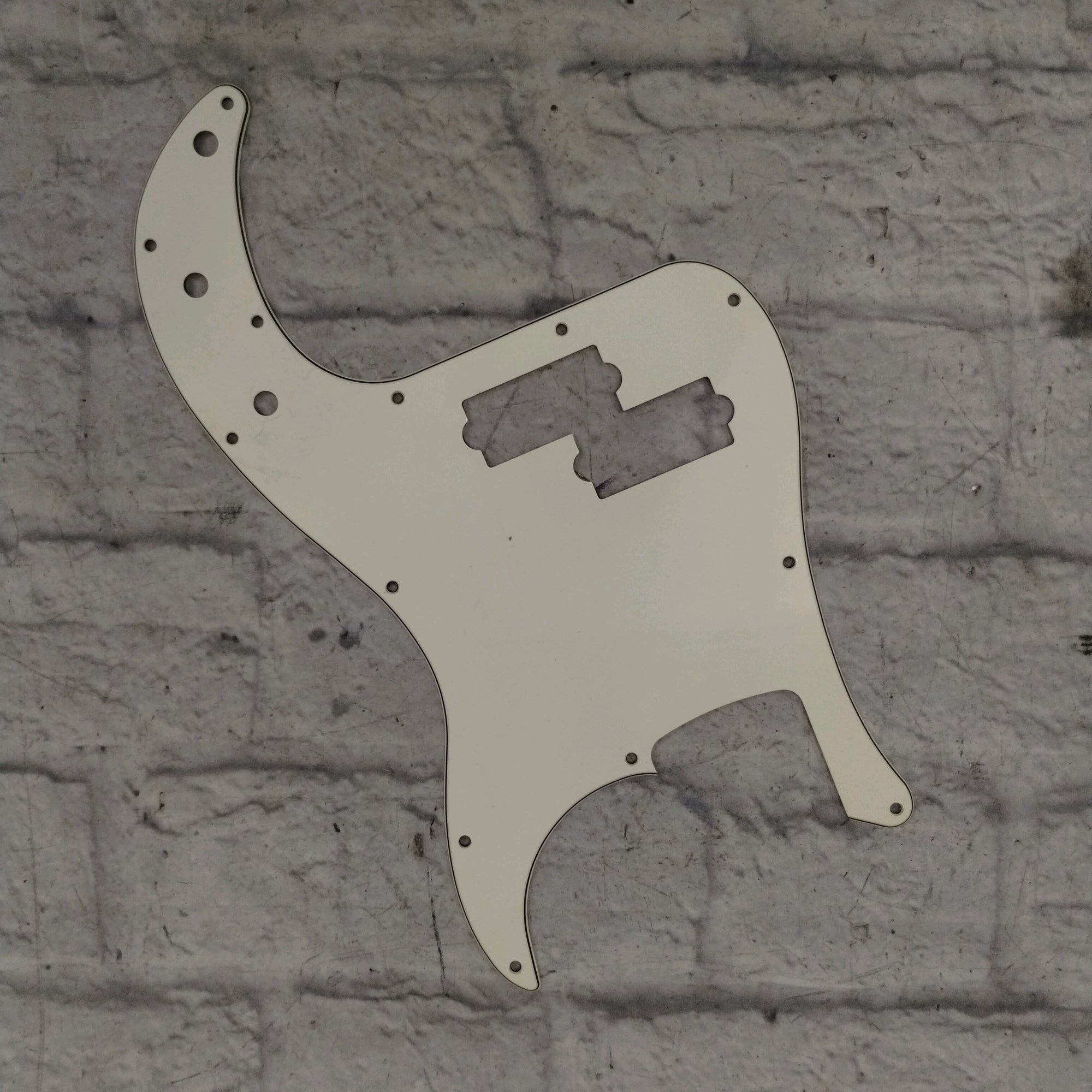 Unknown P-Bass Pickgaurd Pickguard