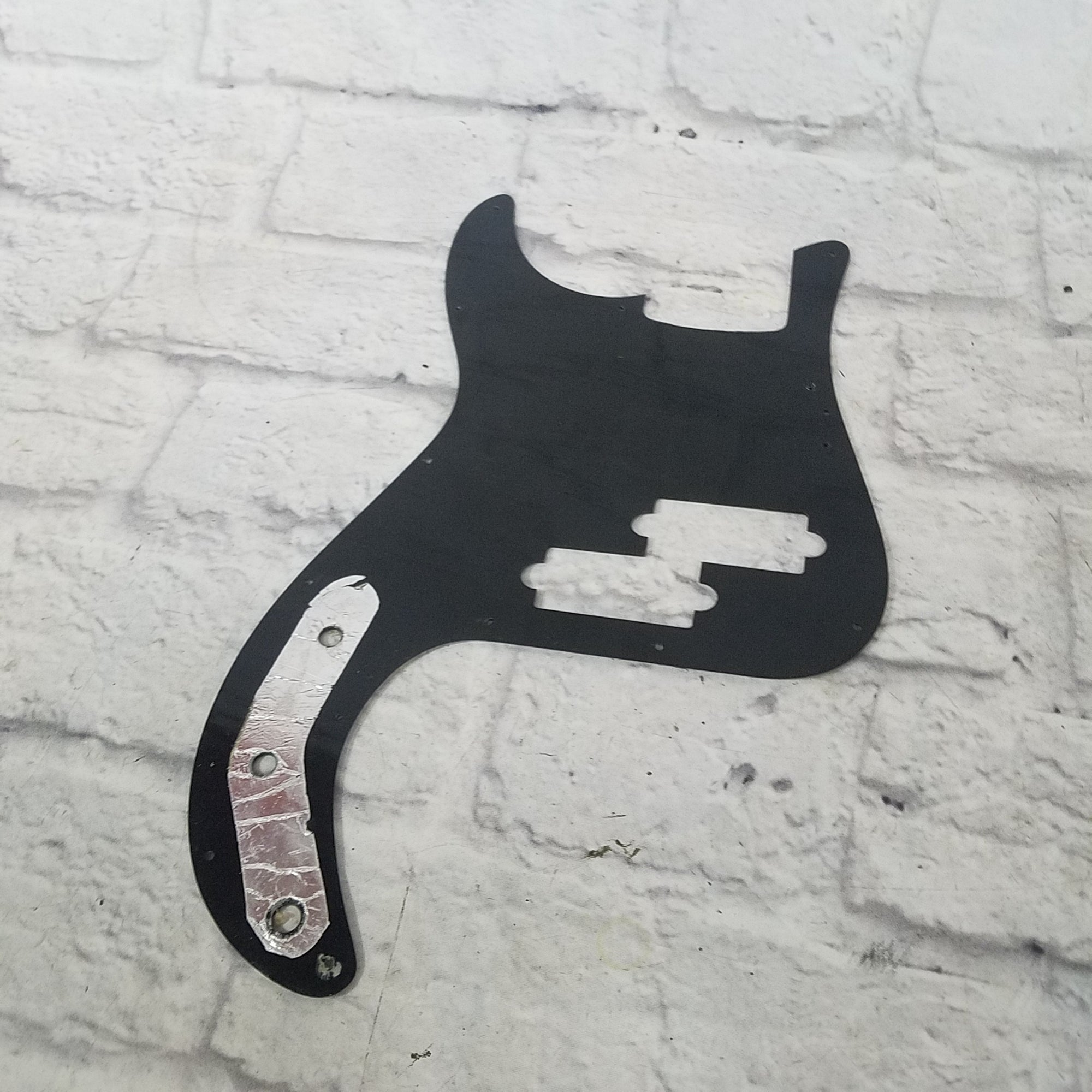 Standard Precision Bass Pickguard Black