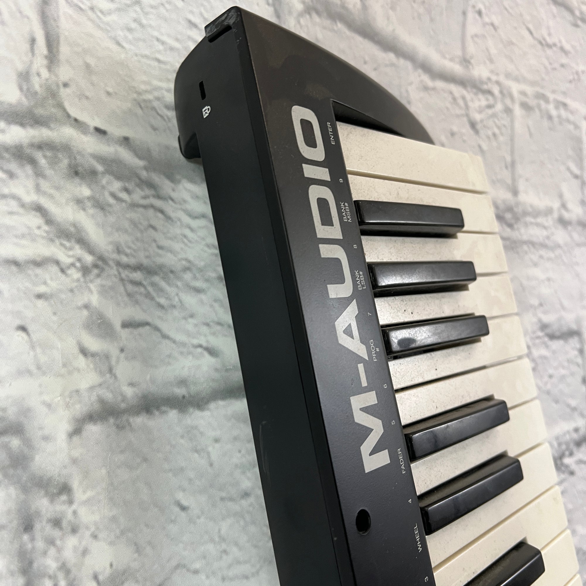 M Audio Keystation 49es Midi Controller