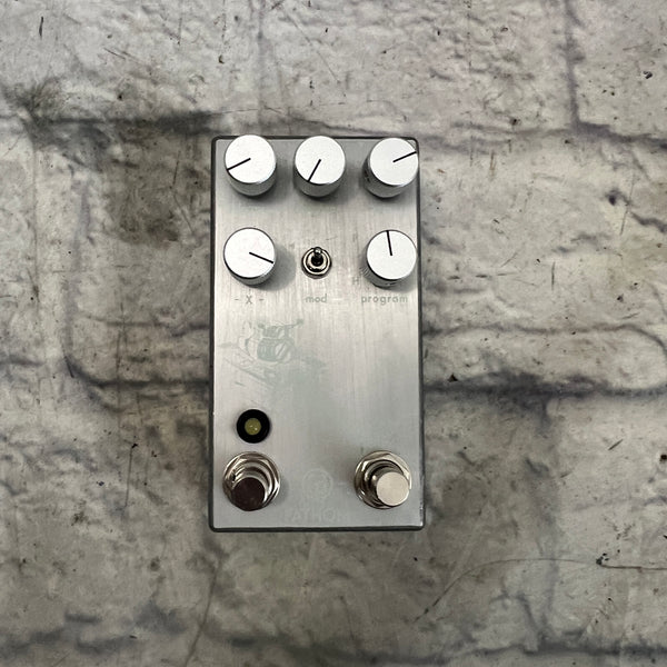 Walrus Audio Fathom Reverb Pedal - Evolution Music