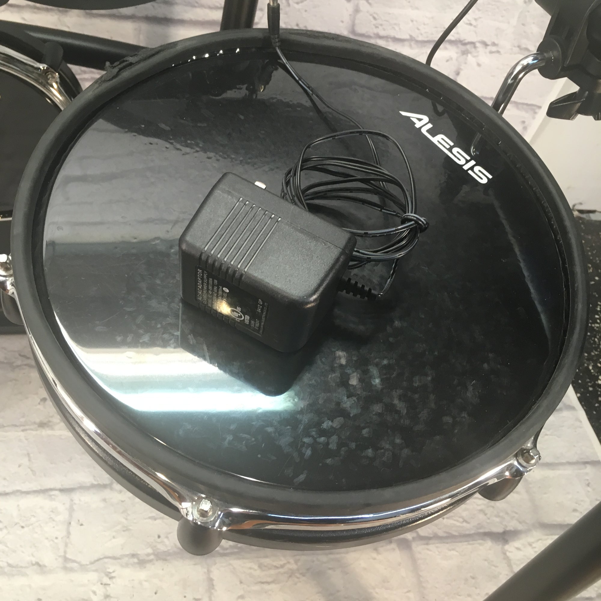 Alesis DM-8 Full Electric Kit 7pc w Module Excellent