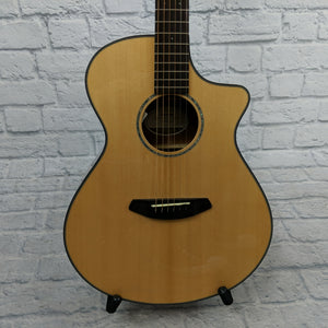 2018 Breedlove Pursuit Concert CE SS Acoustic Electric