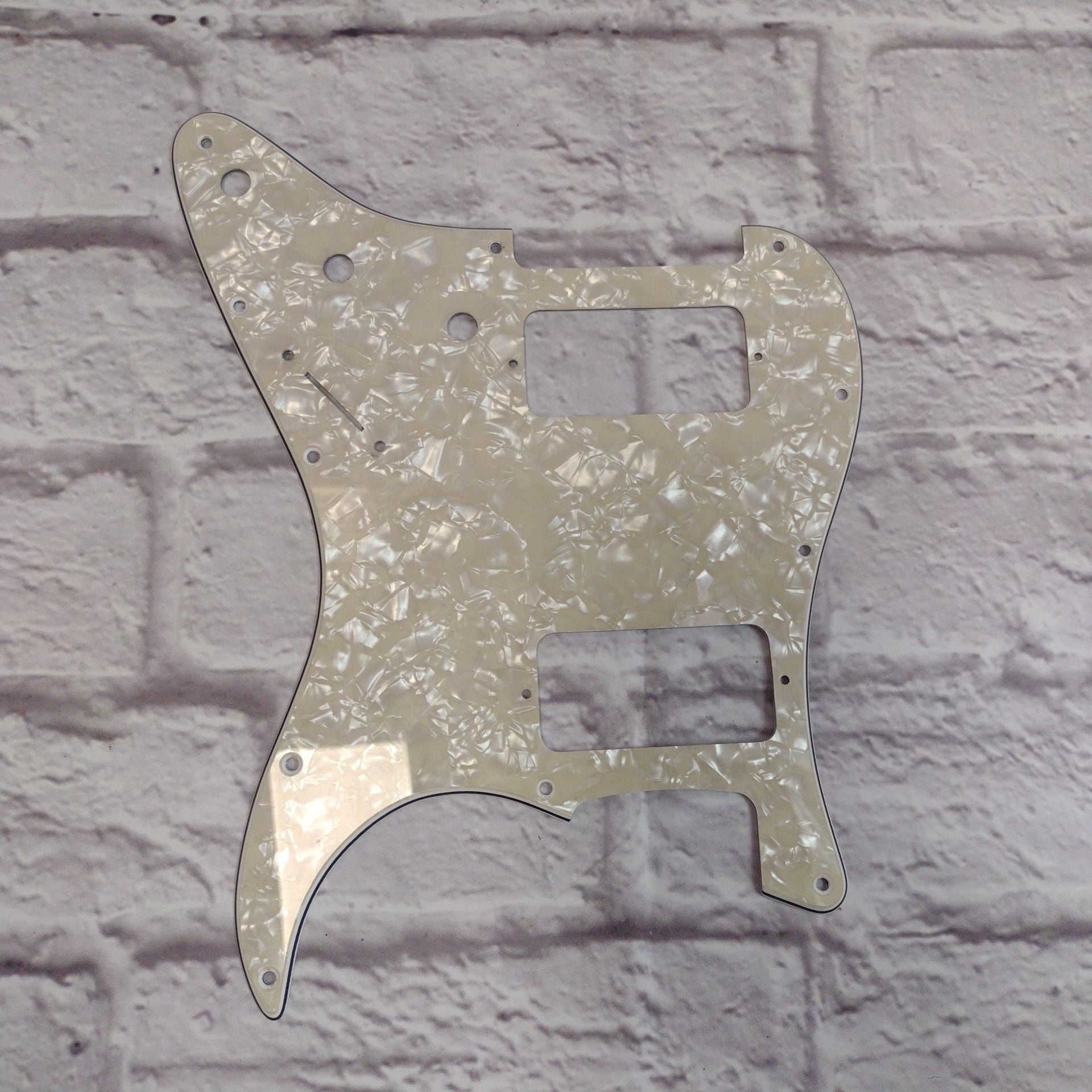 Unknown Stratocaster Pickguard 920D