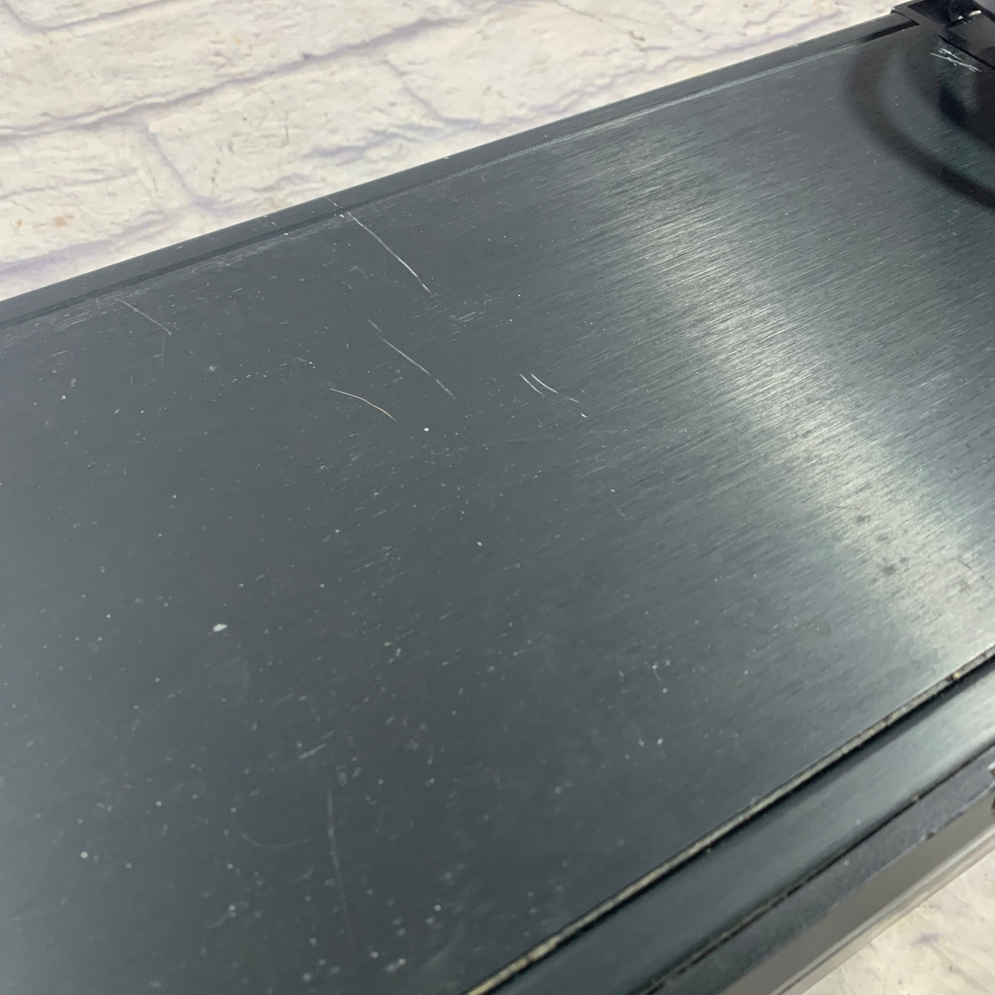 Alesis RA-100 Power Amp