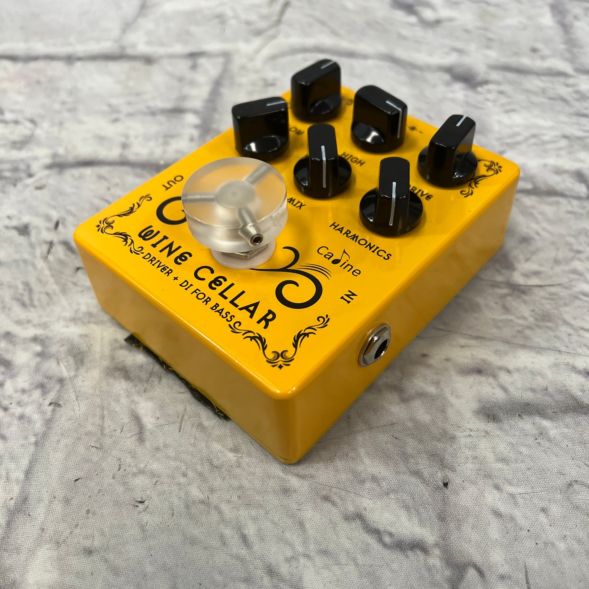 Caline Wine Cellar BAss Drive DI