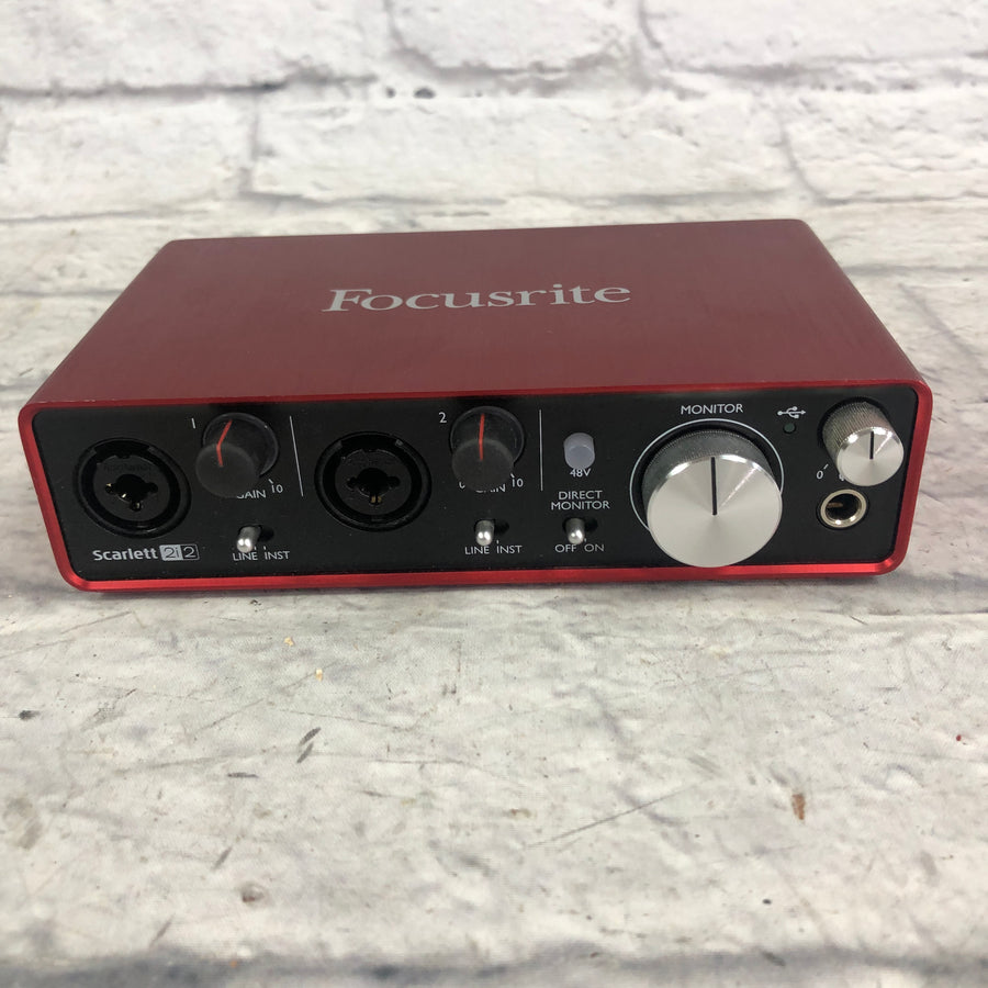Focusrite Scarlett 2i2 USB Recording Interface v2